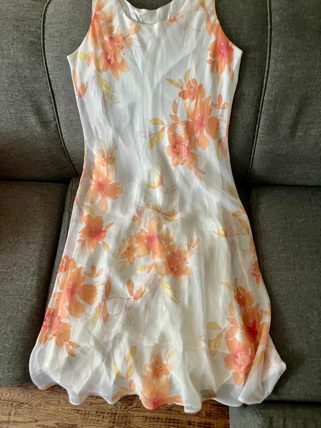 Summer Dress 🇨🇦Size 14 thumbnail