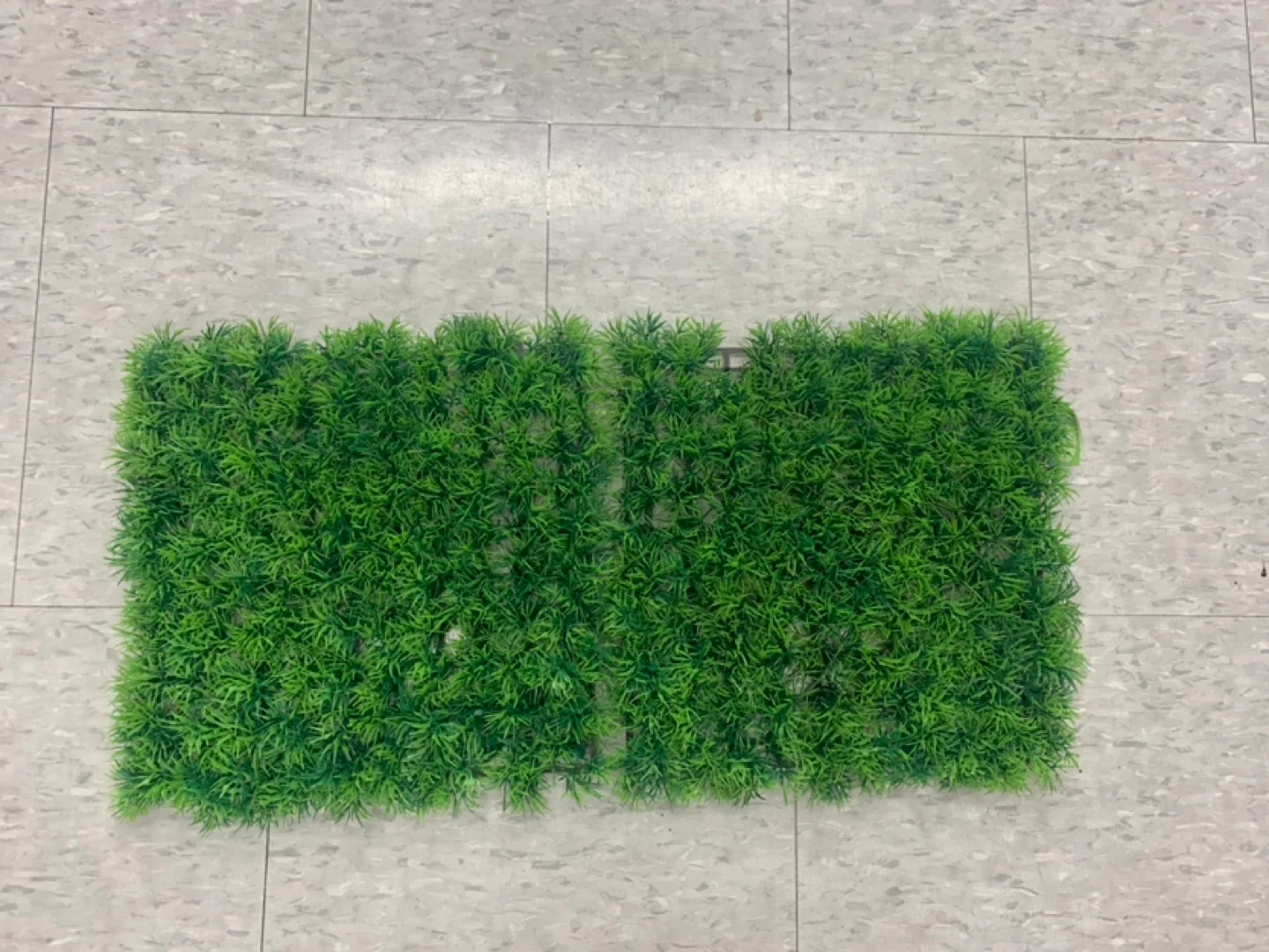 Artificial Grass flooring for fish tank thumbnail