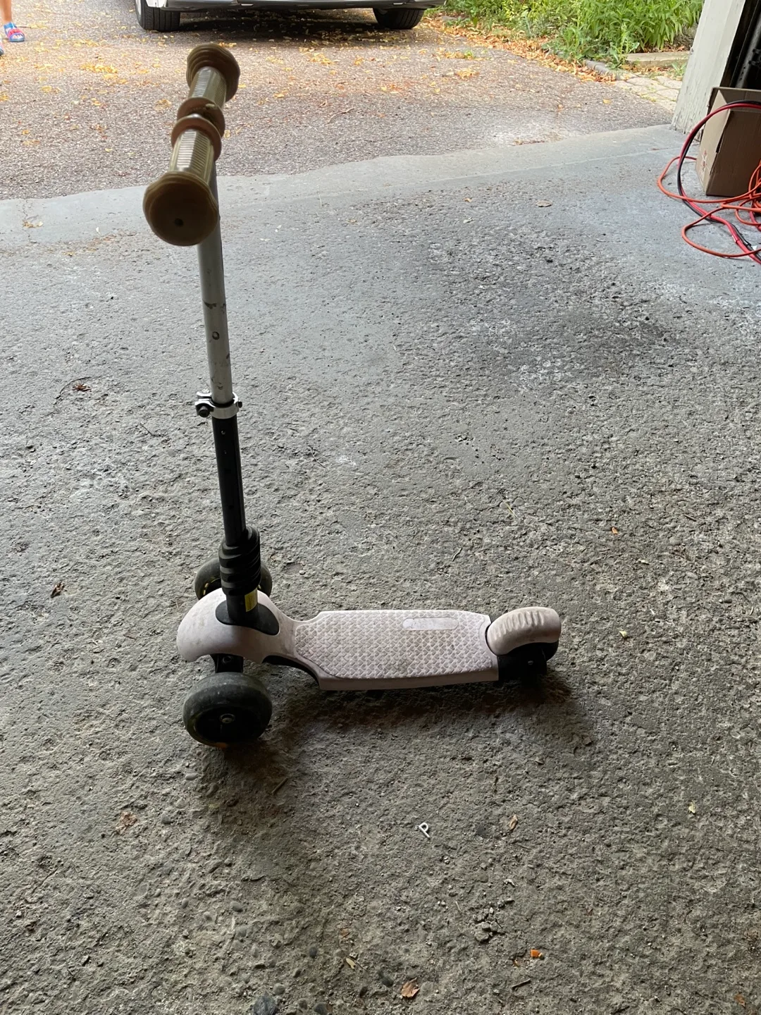 Kids' 3-Wheel Scooter thumbnail