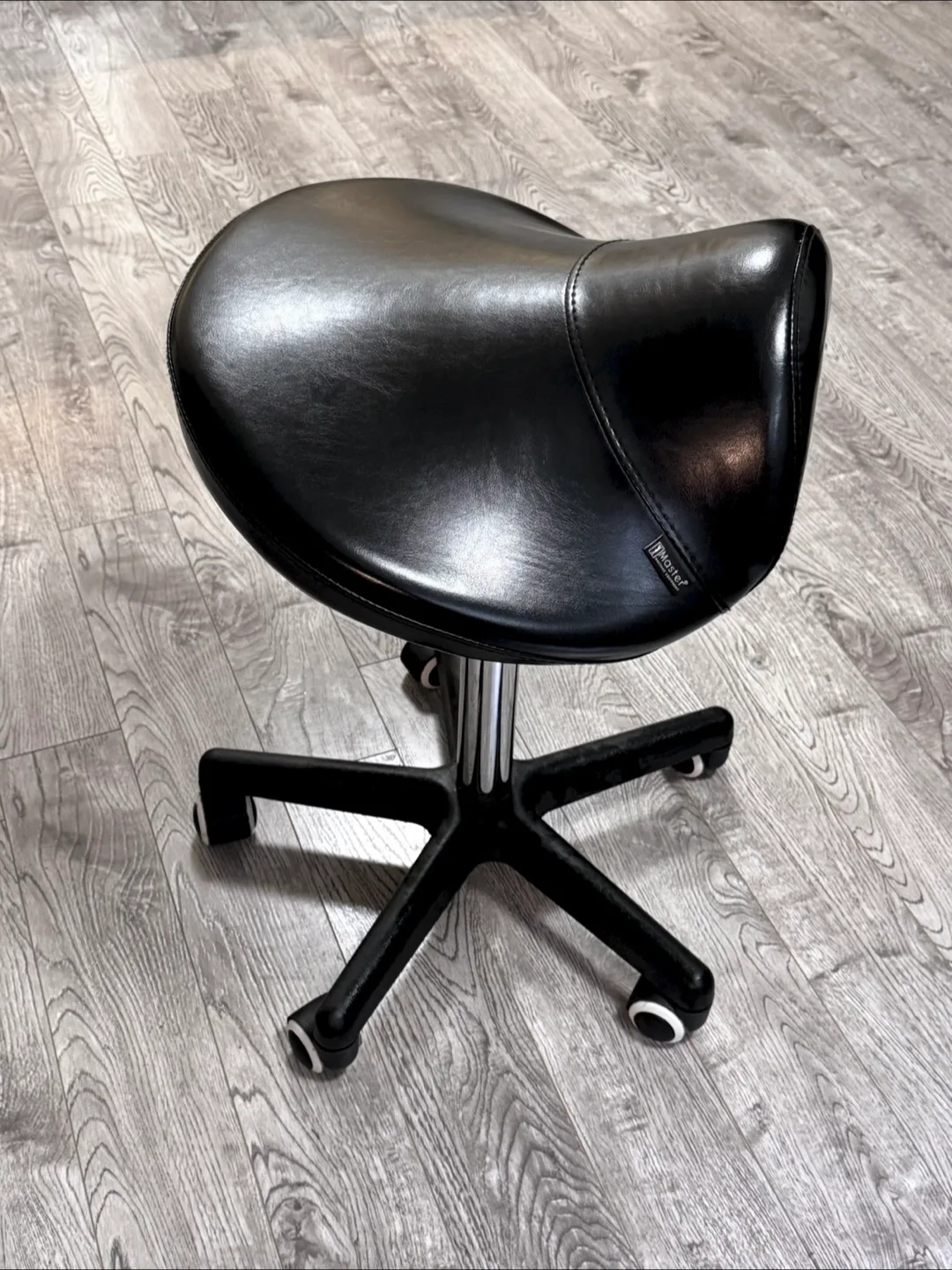 Master Massage Ergonomic Saddle Chair thumbnail