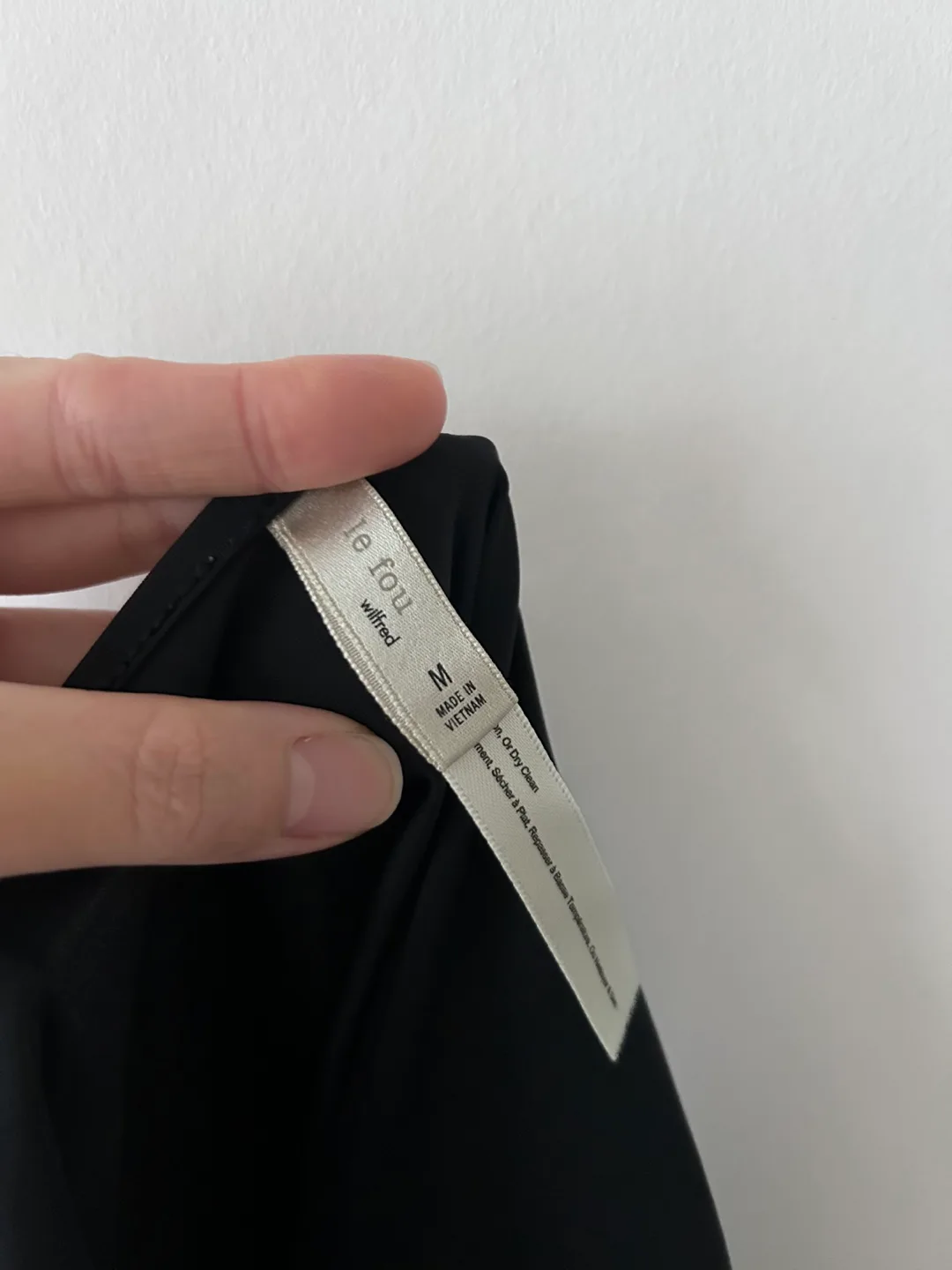 Aritzia Wilfred Halter Bodysuit Swimsuit Swimwear Top image indicator(2)