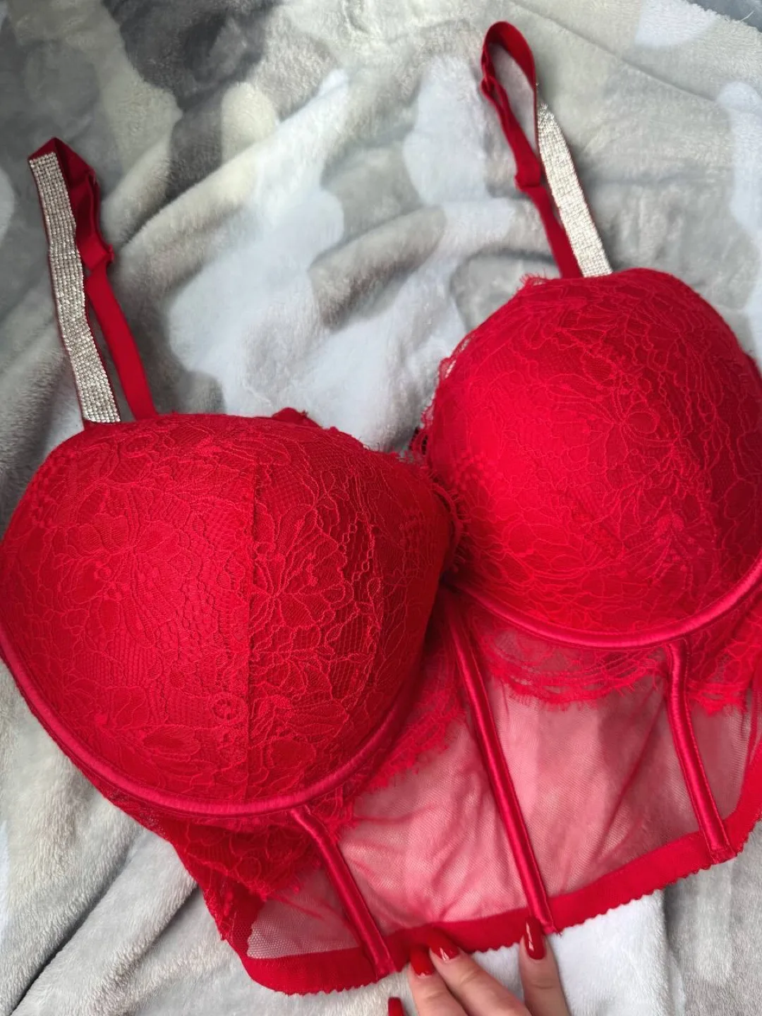 Victoria's Secret Red Lace Corset push up, 38 DD(E) thumbnail