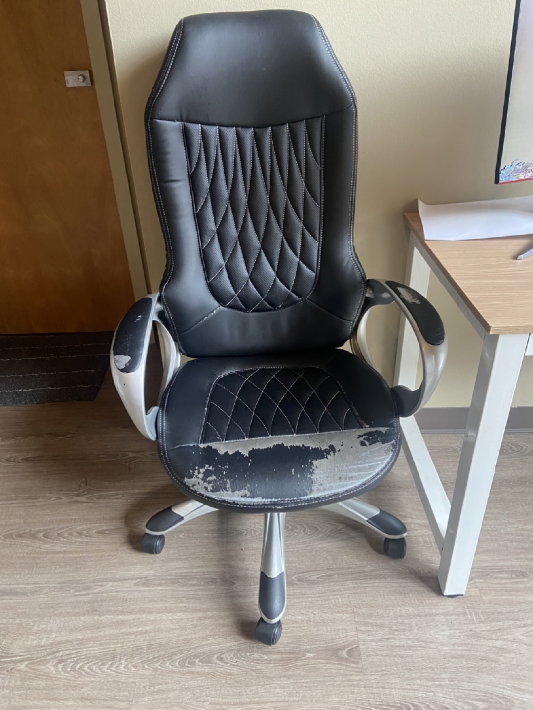 Black Office Chair - photo 2