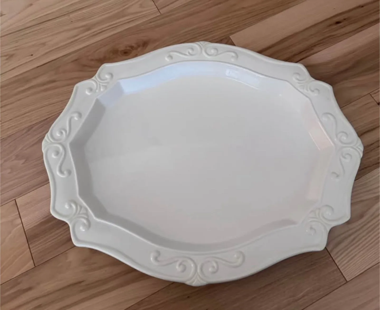 Signature Housewares Sorrento Platter and Stand thumbnail