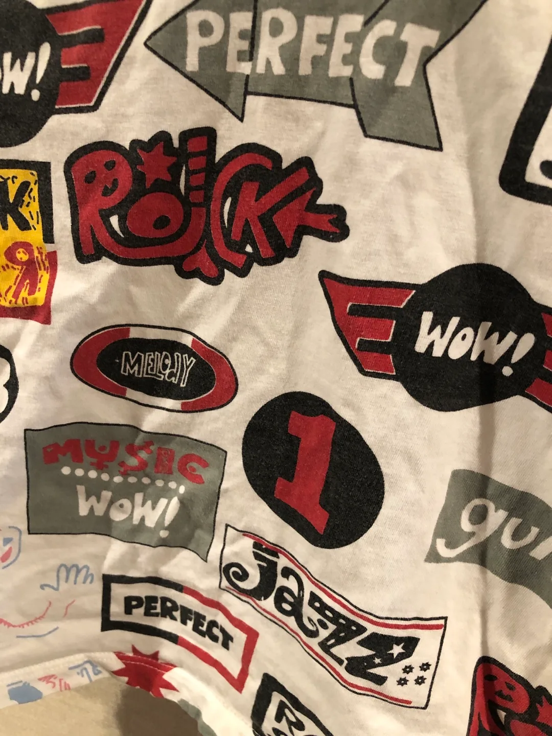 Graphic Print Crop Top - Size Small 🇨🇦 image indicator(2)