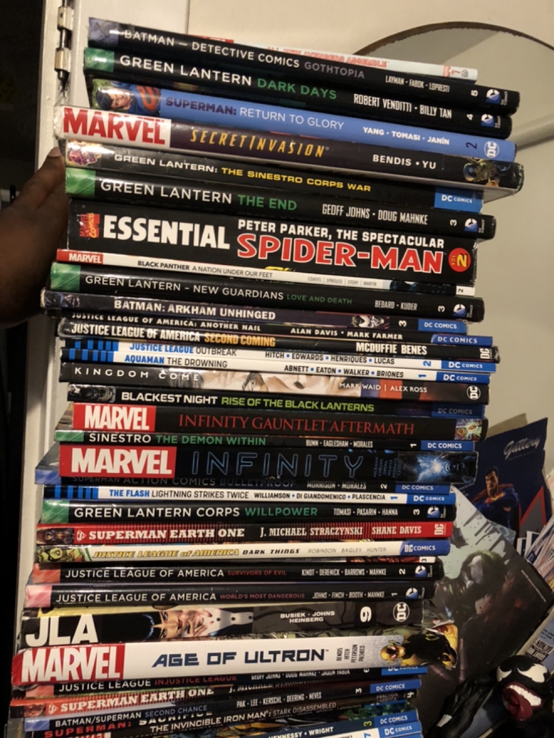 Lot of Marvel & DC Comic Books - photo 3