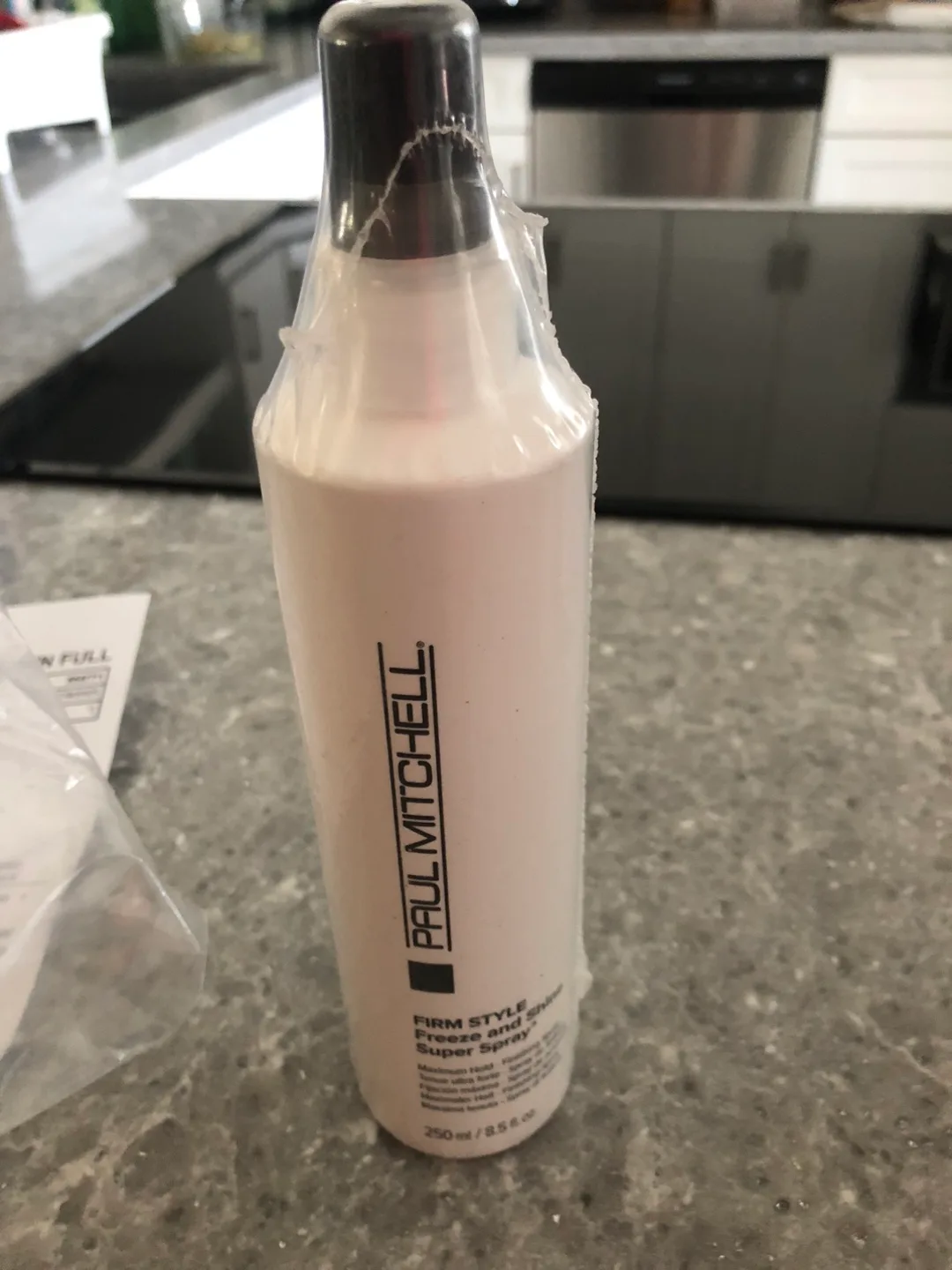 Paul Mitchell Freeze and Shine Super Spray 250ml thumbnail