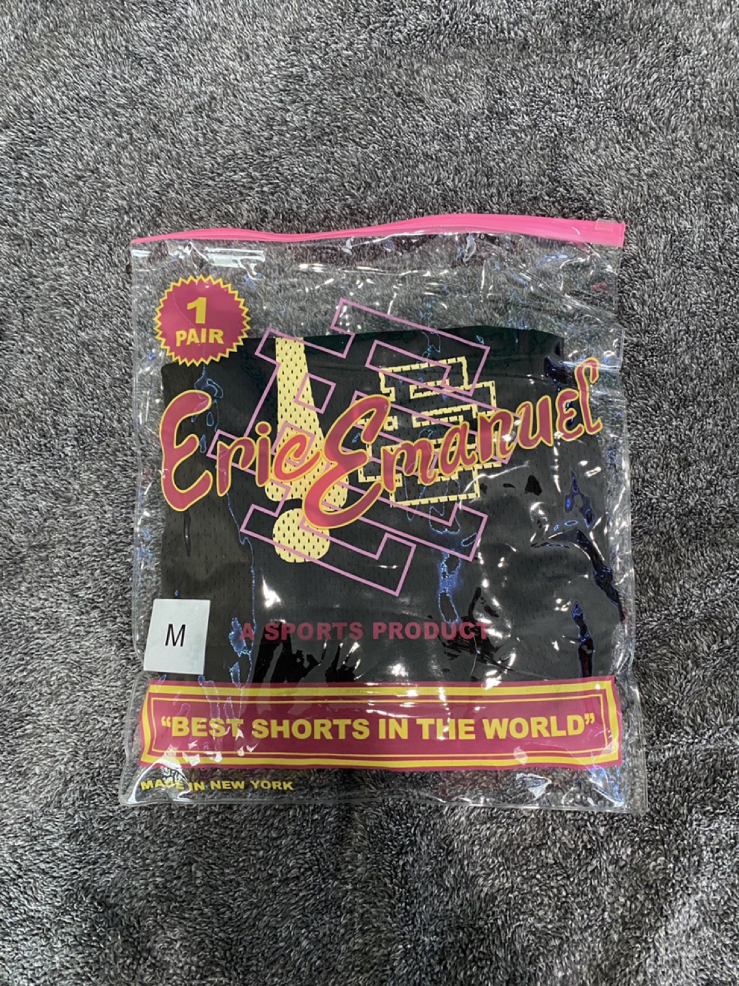 Eric Emanuel EE Basic Shorts - Size Medium - photo 2