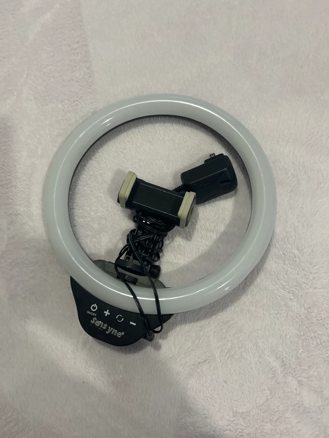 Sensyne Ring Light with Phone Holder thumbnail