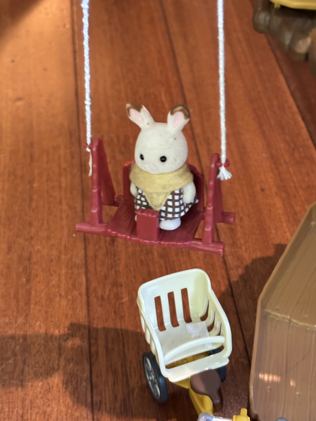 Calico Critters Treehouse Home Playset - photo 3