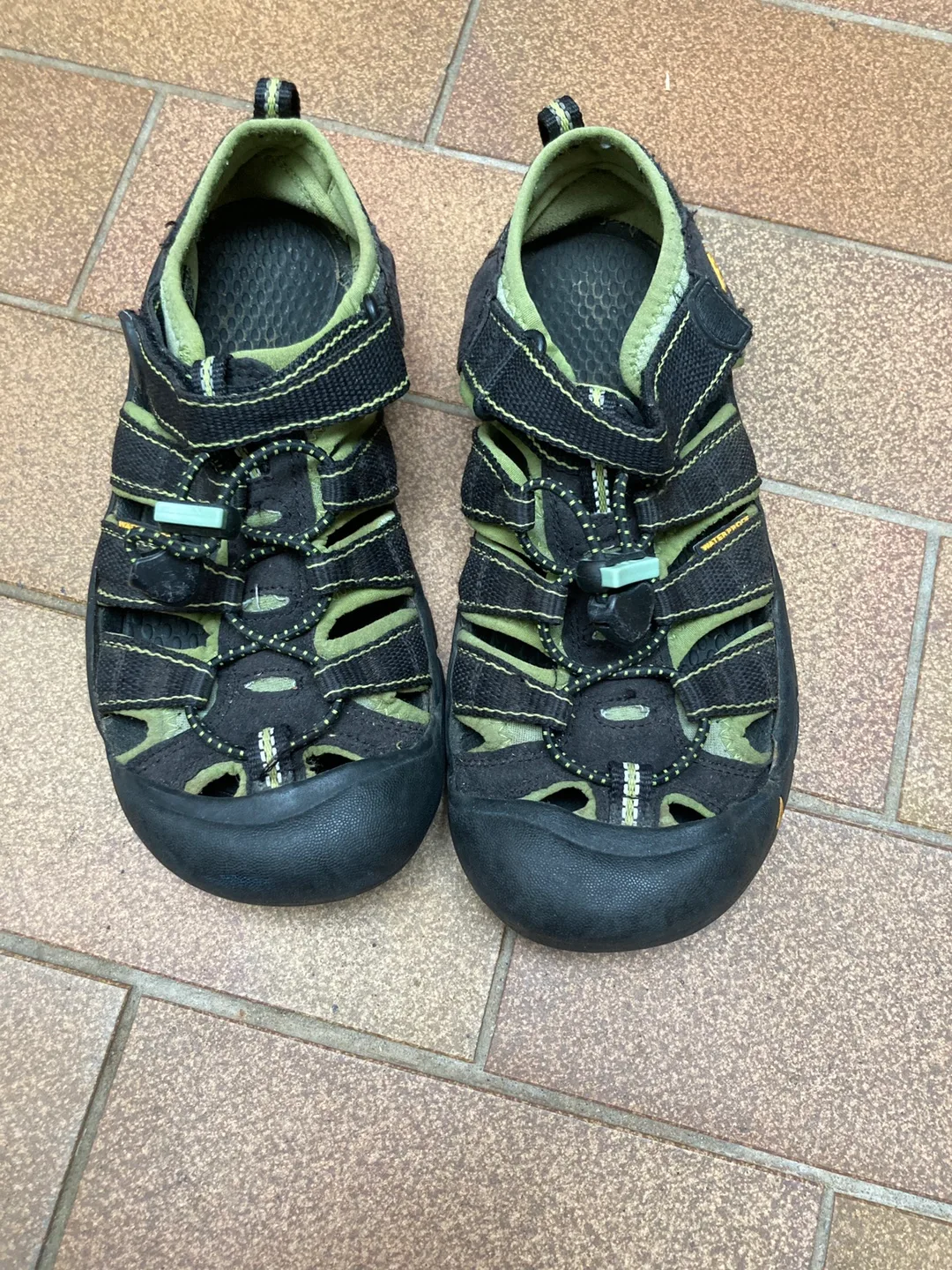 KEEN Kids' Sandals - Size 3 thumbnail