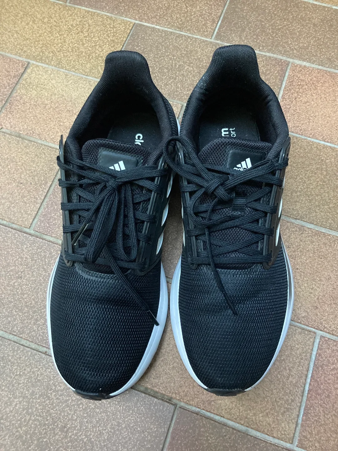 Adidas Cloudfoam Runners size 8 men’s thumbnail