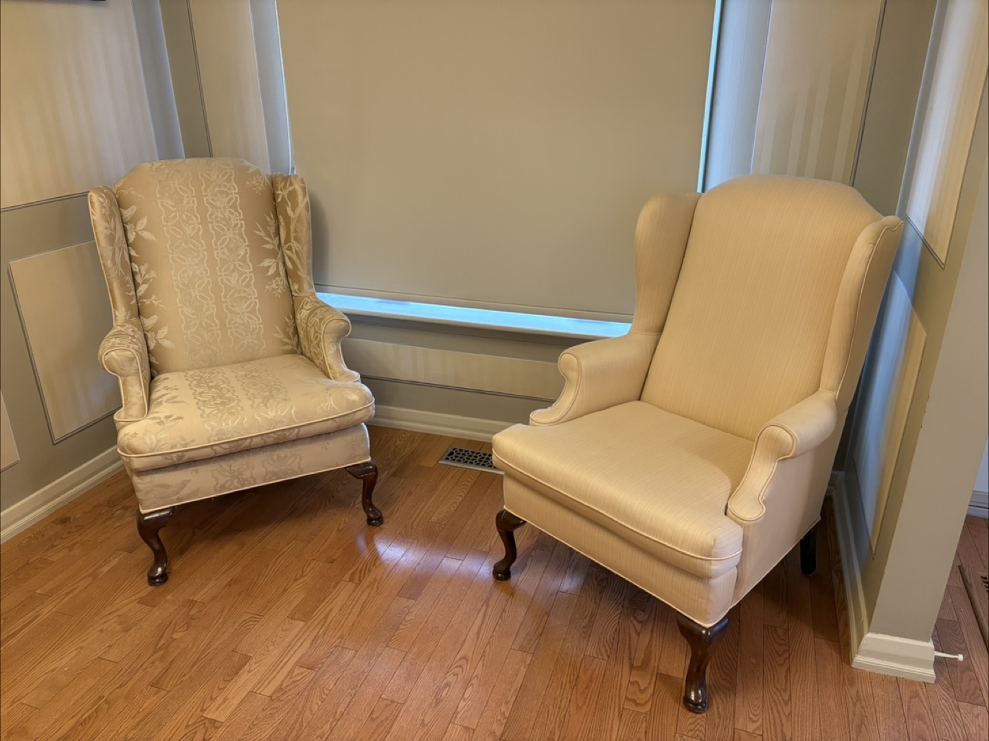 Solid wood frame upholstered arm chairs