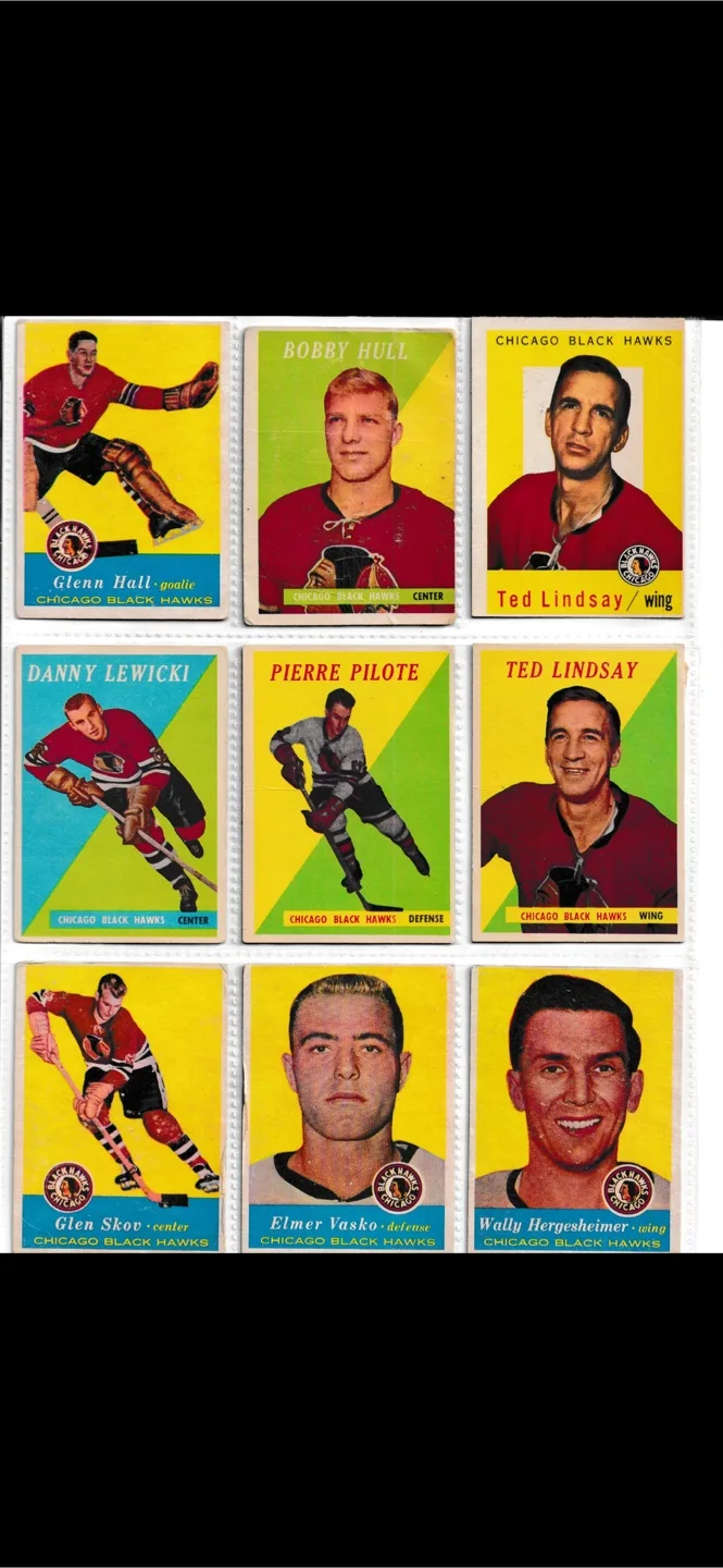 Vintage Hockey Cards - 1950s/60s thumbnail