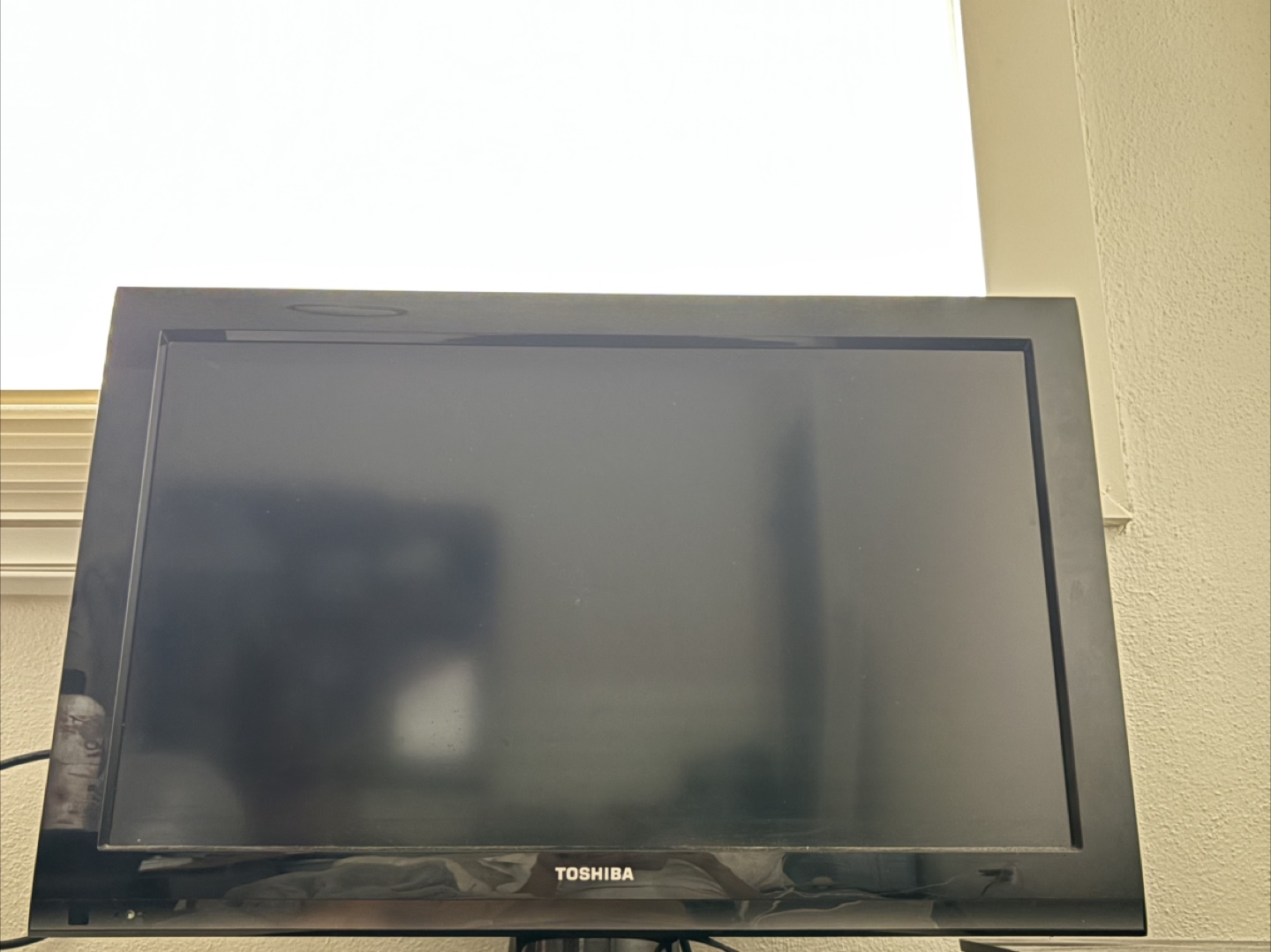 (PS4) PlayStation 4 bundle with tv and games (Price Negotiable) - photo 2