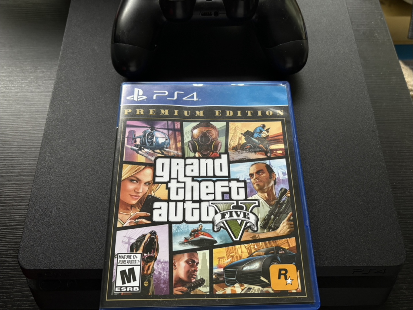 (PS4) PlayStation 4 bundle with tv and games (Price Negotiable) - photo 3