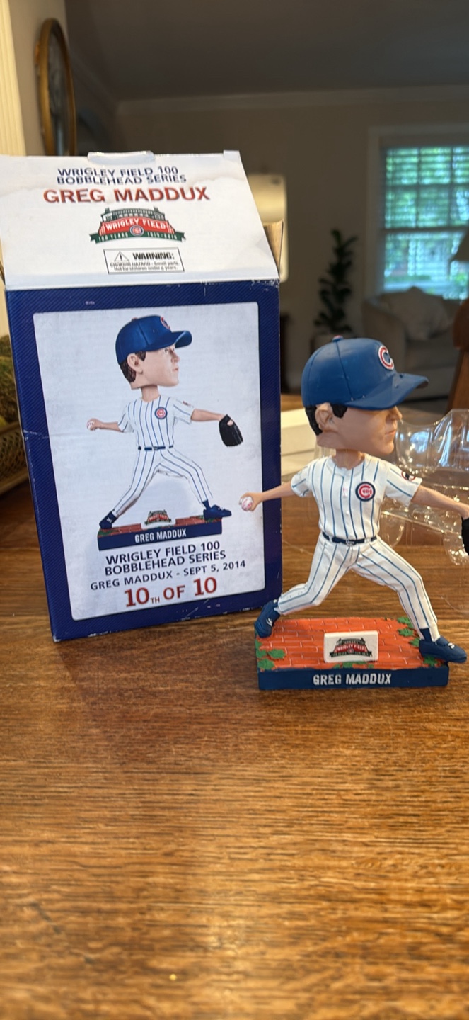 Greg Maddux Cubs Bobblehead - Wrigley Field Series - photo 4
