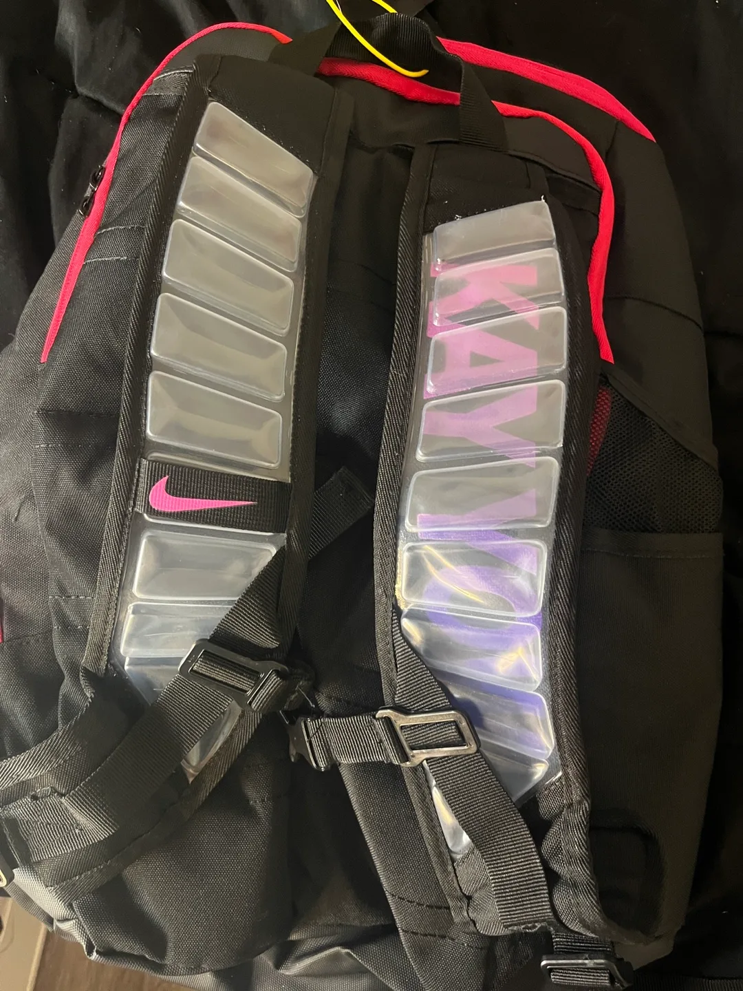 Nike Elite Backpack - Black & Pink image indicator(3)