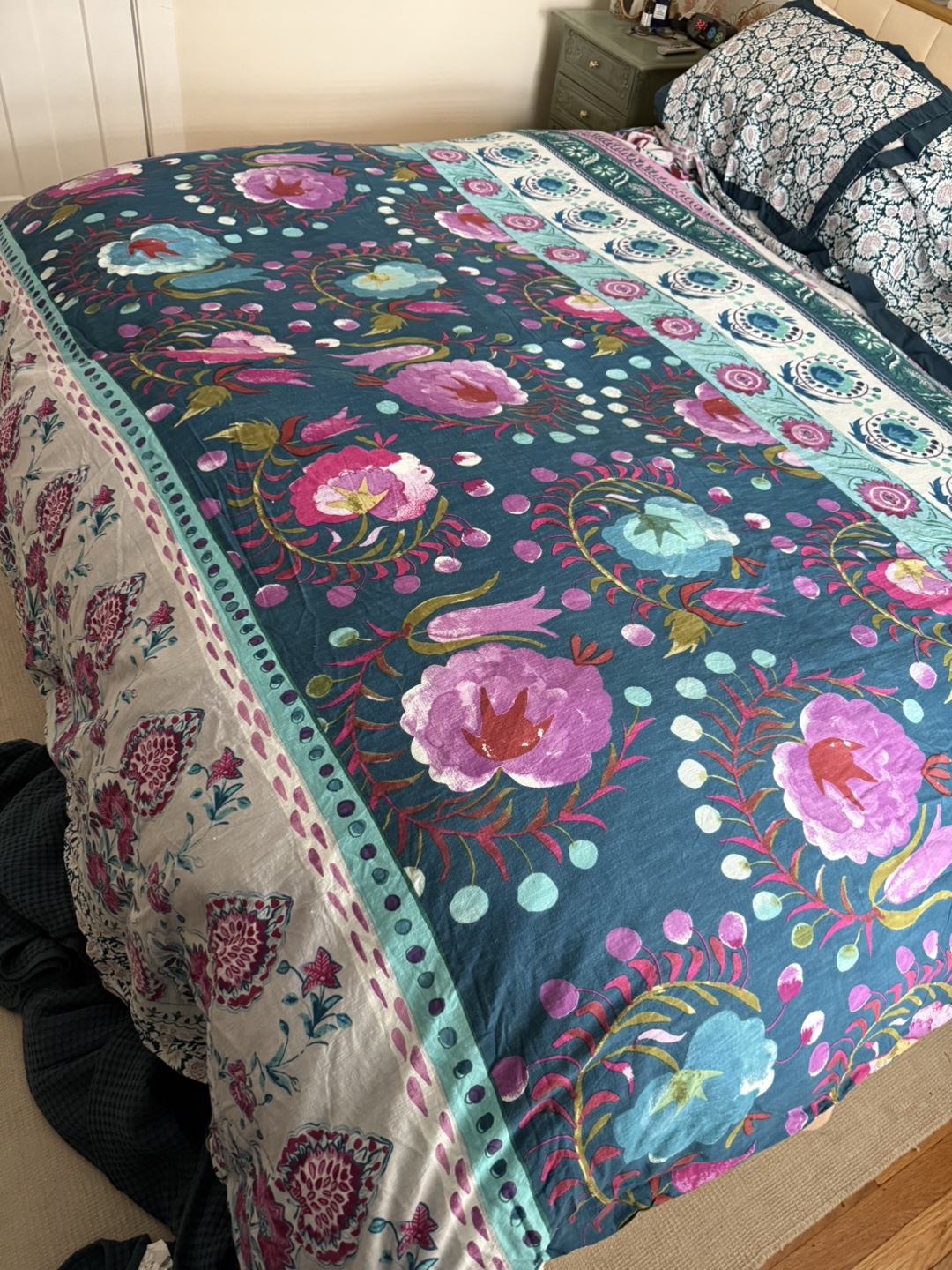 Anthropologie Floral king duvet and Pillow Shams (Set of 4)