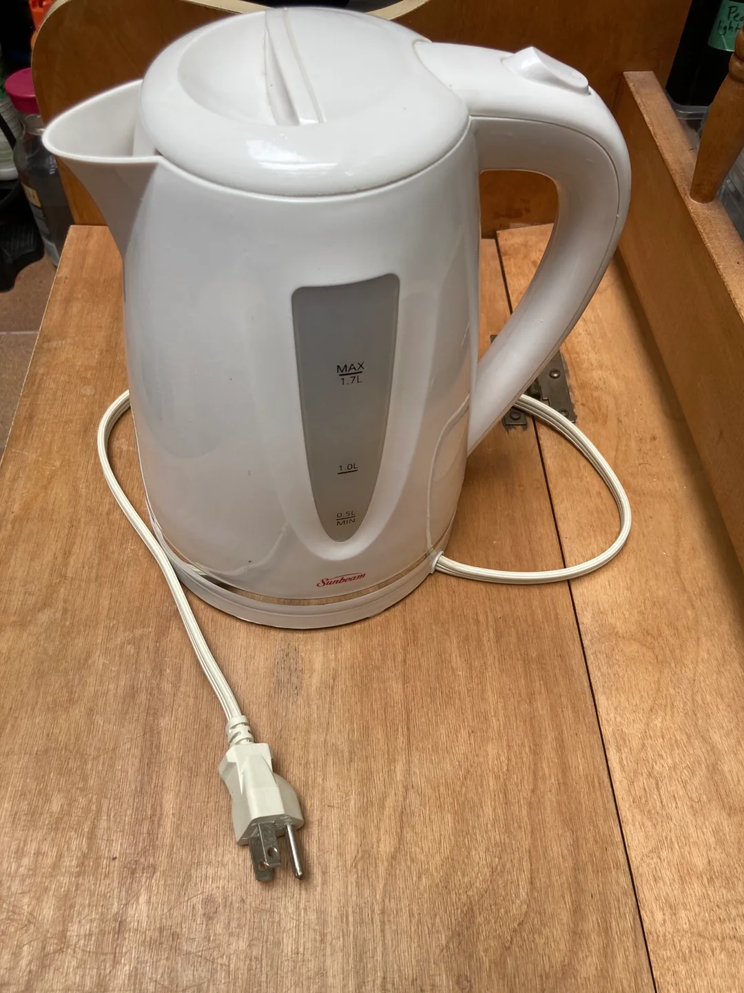 Sunbeam Electric Kettle thumbnail