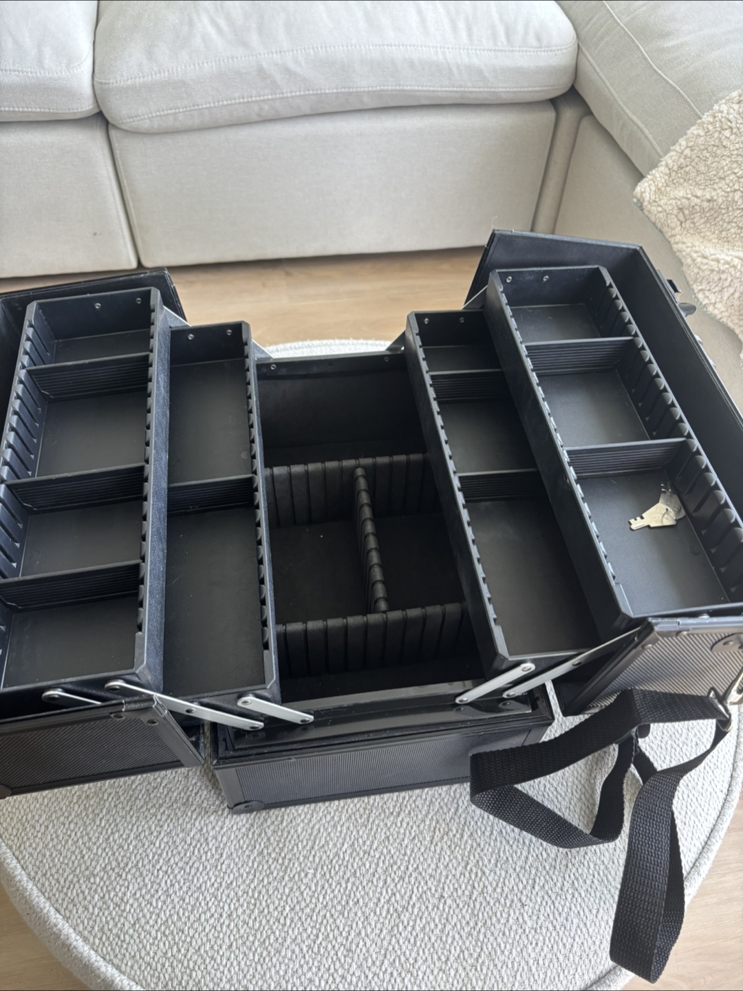 Black Makeup/Cosmetic Organizer Case - photo 3