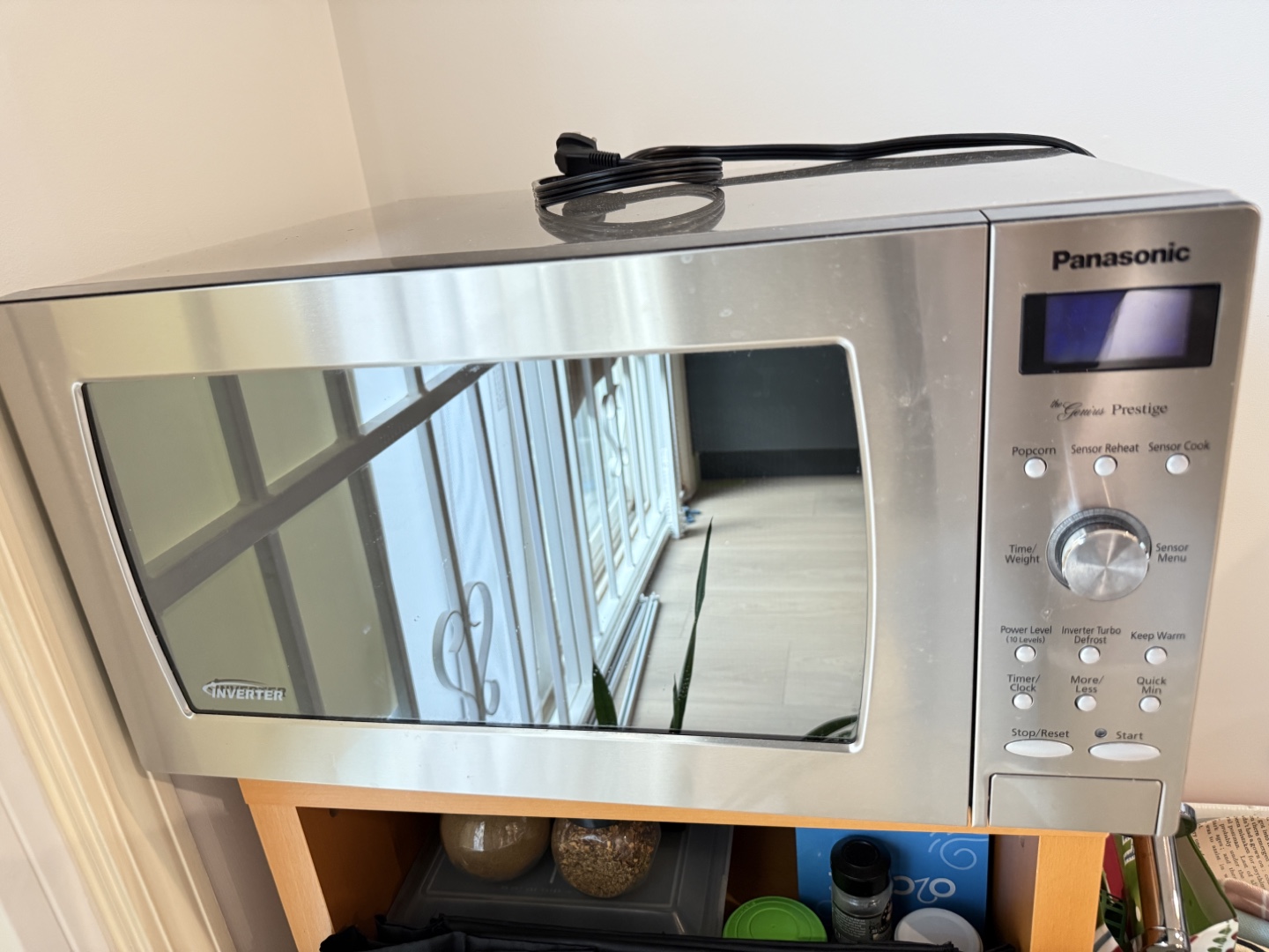 Panasonic Genius Prestige Microwave