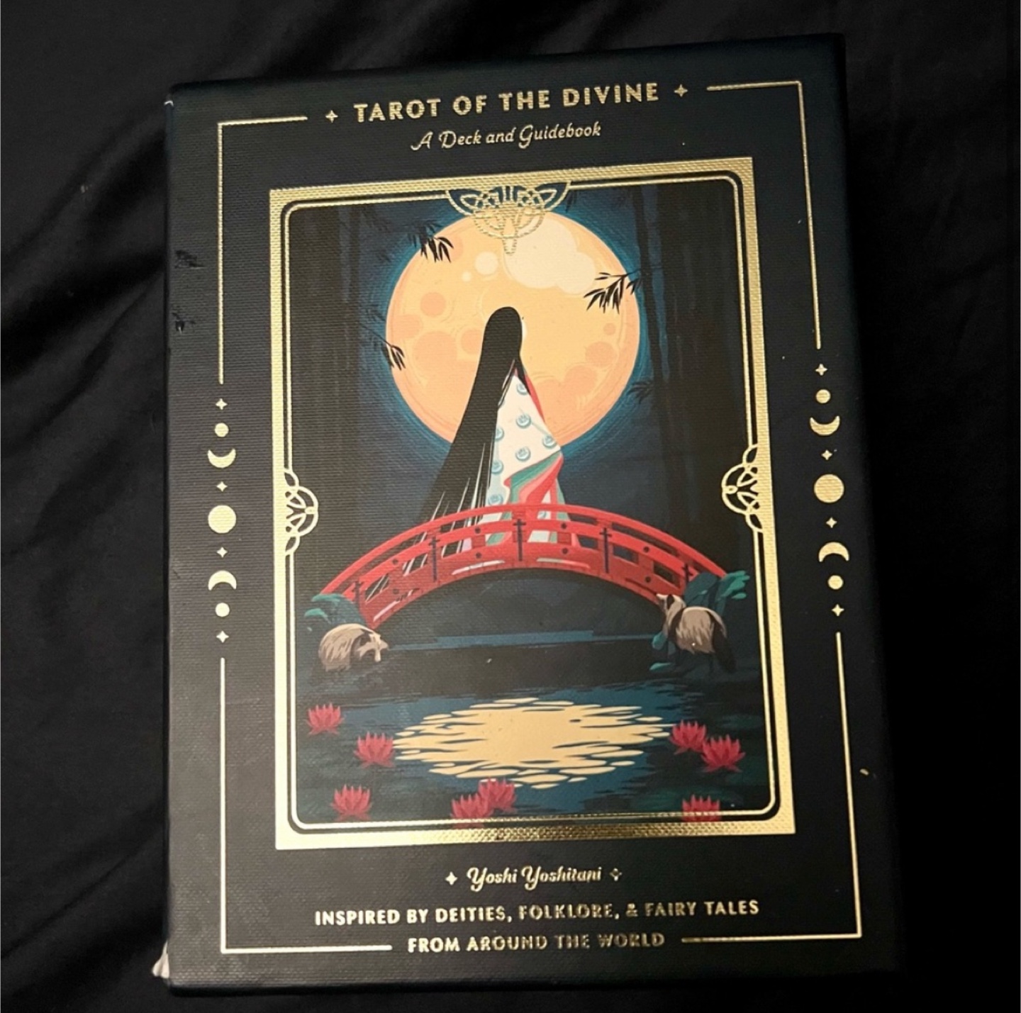 Tarot of Divine: A Deck & Guidebook