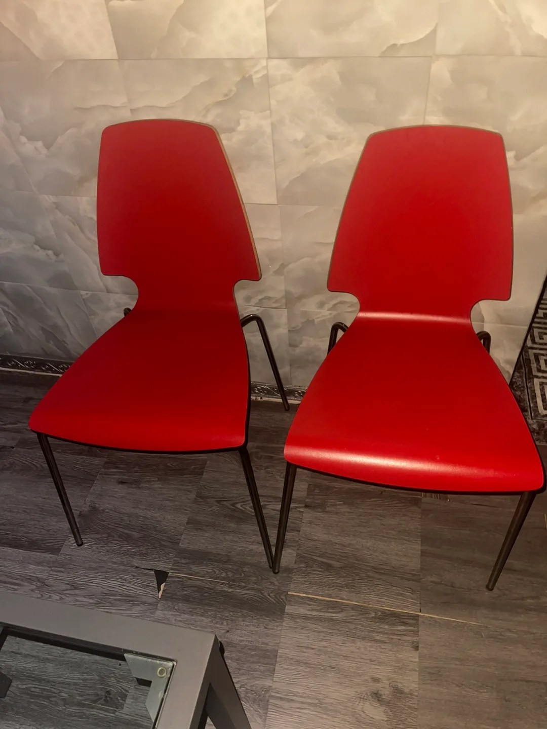 Red Modern Chairs - Set of 2 thumbnail
