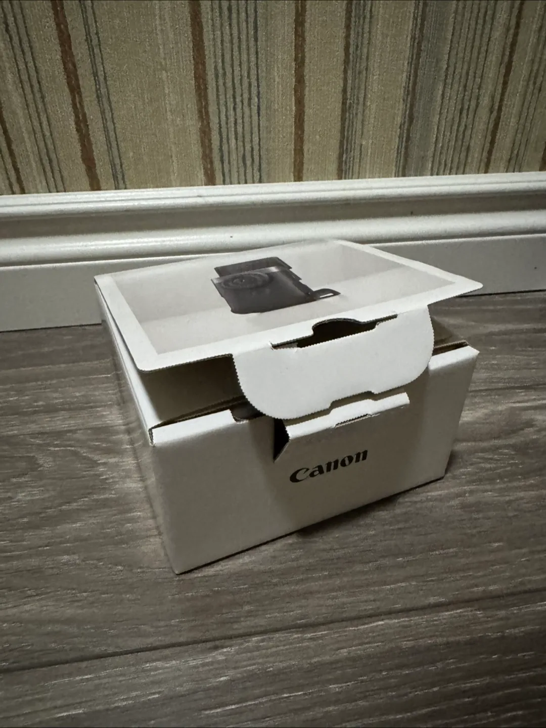 Canon Powershot V10 Digital Camera image indicator(4)