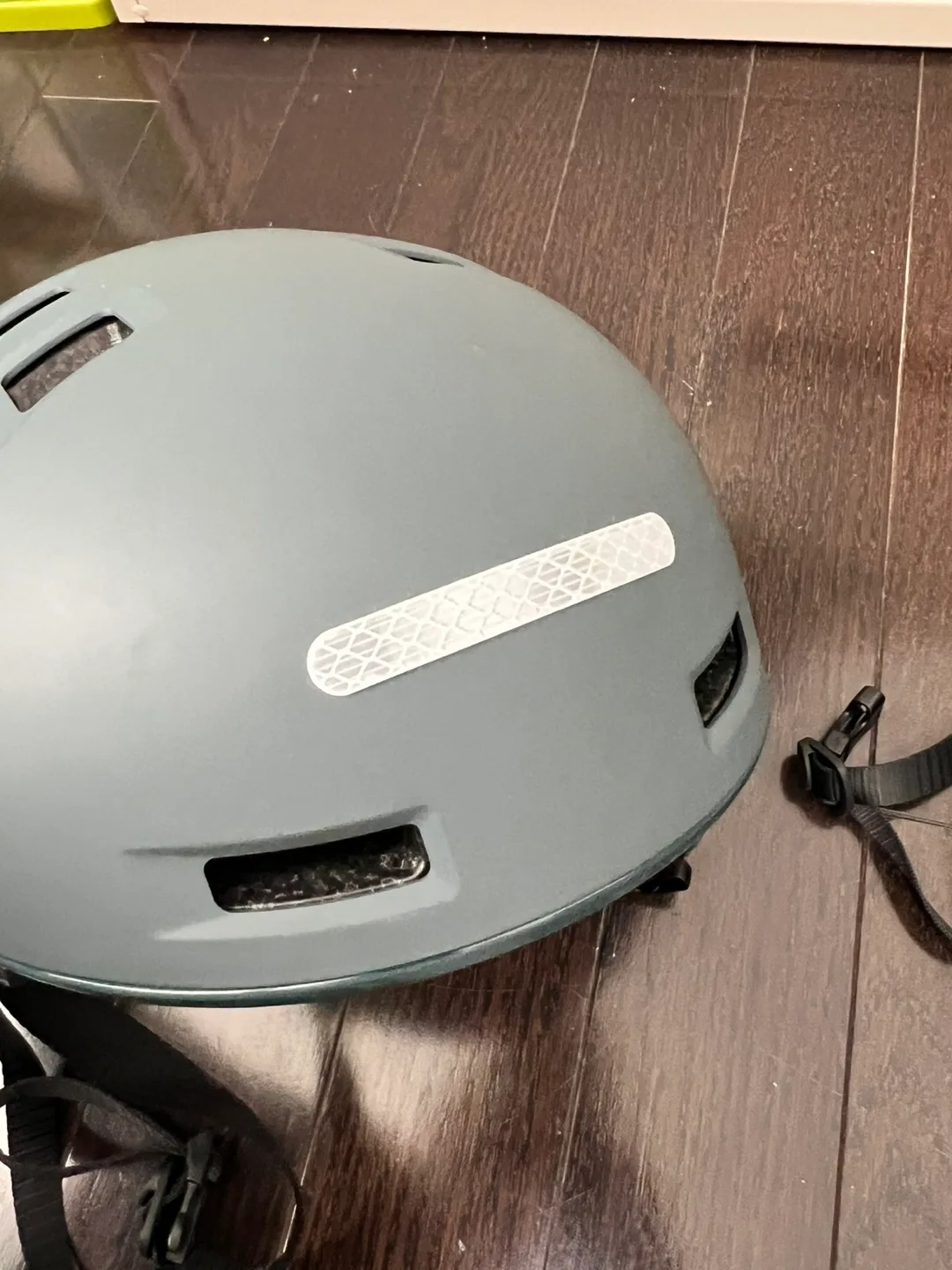 Raleigh Grey Multi-sport Helmet image indicator(4)