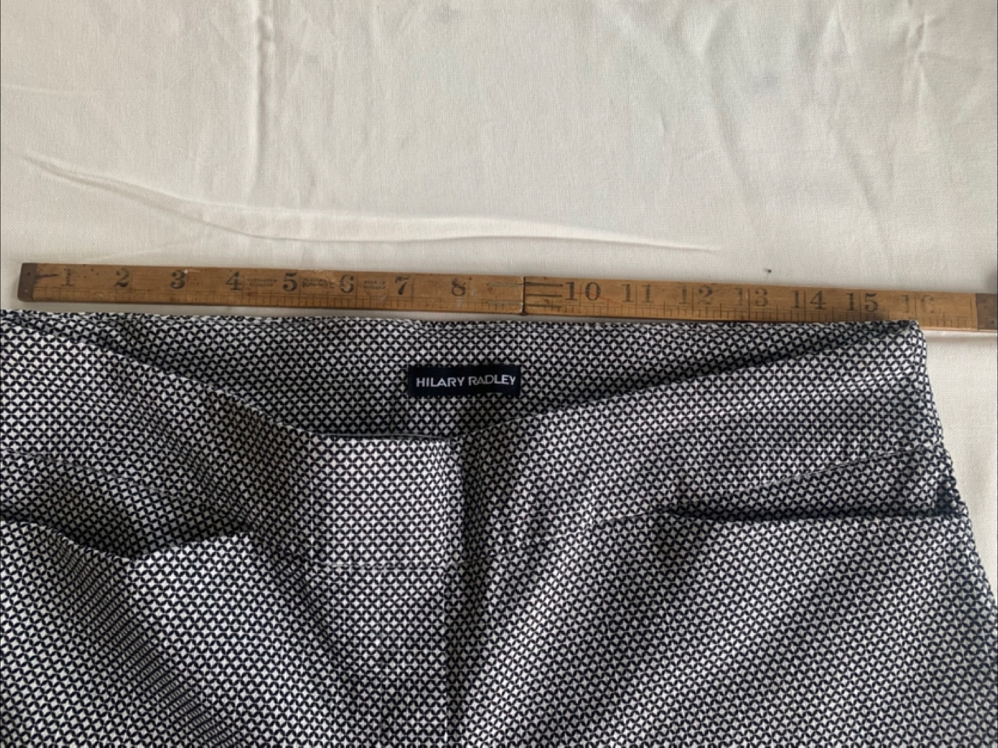 Hilary Radley Shorts - Size 12 - photo 4