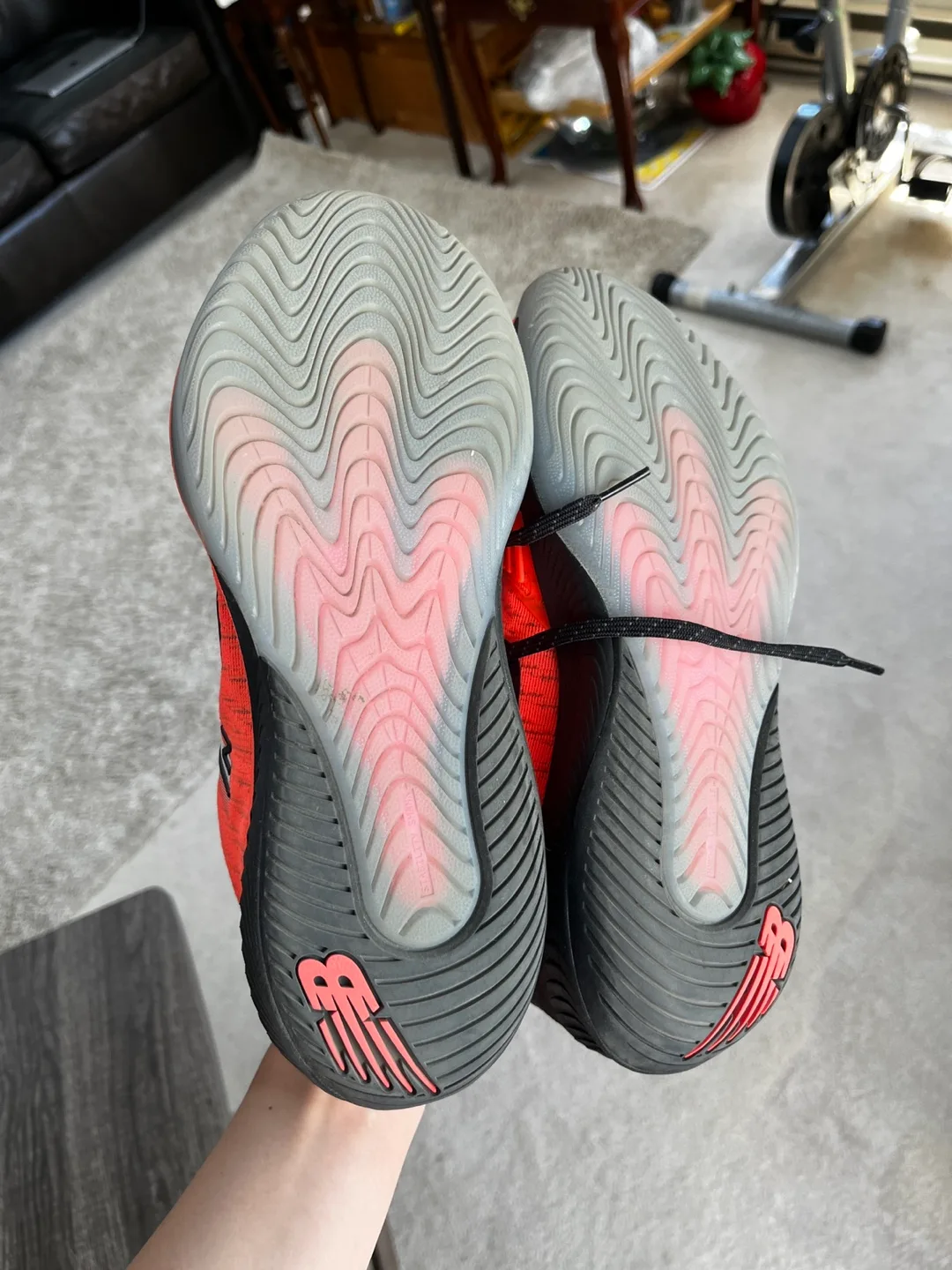 New Balance 996 v5 Men’s 8.5 FuelCell Tennis/Pickleball Shoes image indicator(2)