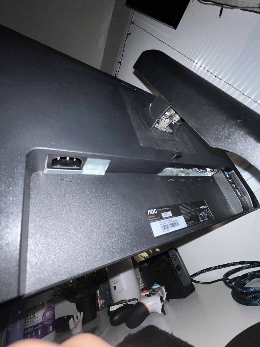 AOC 27″ 144Hz Frameless Gaming Monitor - photo 5