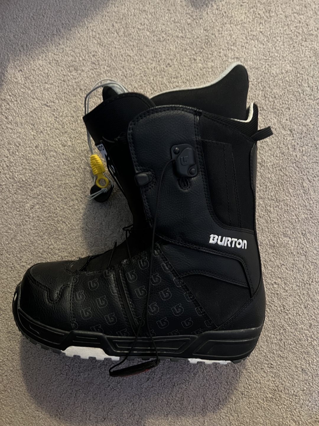 Burton Moto Snowboard Boots – Size 9.5 – Great Condition - photo 2