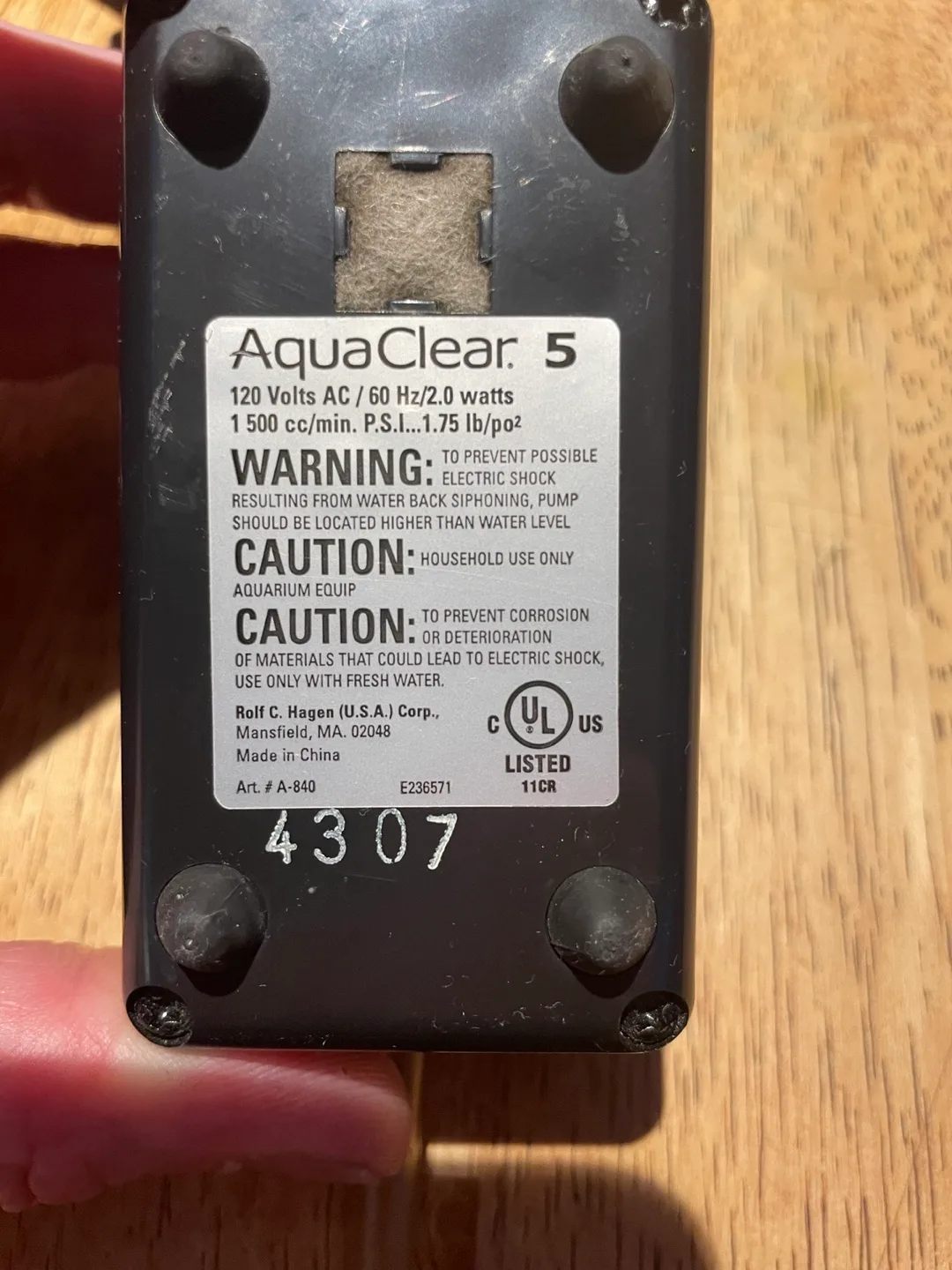 Aquarium accessories, pumps and heater.... image indicator(5)