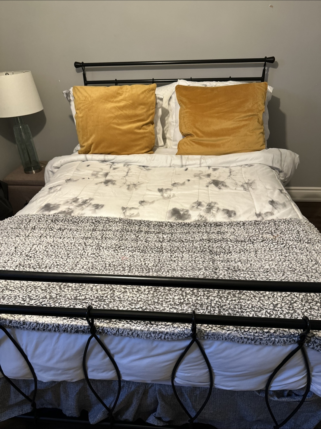 Double Size Mattress And Box Spring