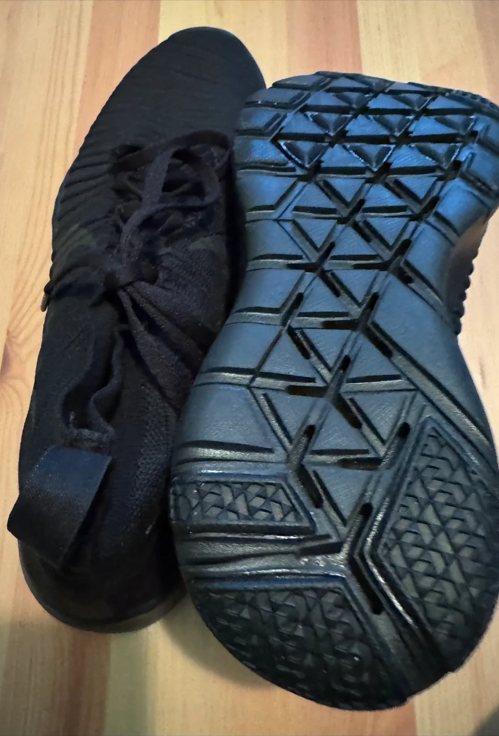 NEW Nike Training Lift Run Jump Cut Black Running Shoes Size 8.5 image indicator(5)