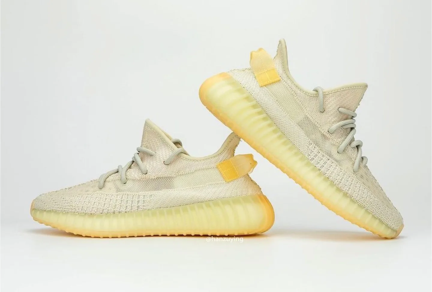 Brand New Adidas Yeezy Boost 350 V2 'Sesame' - Men's US 9.5 image indicator(6)