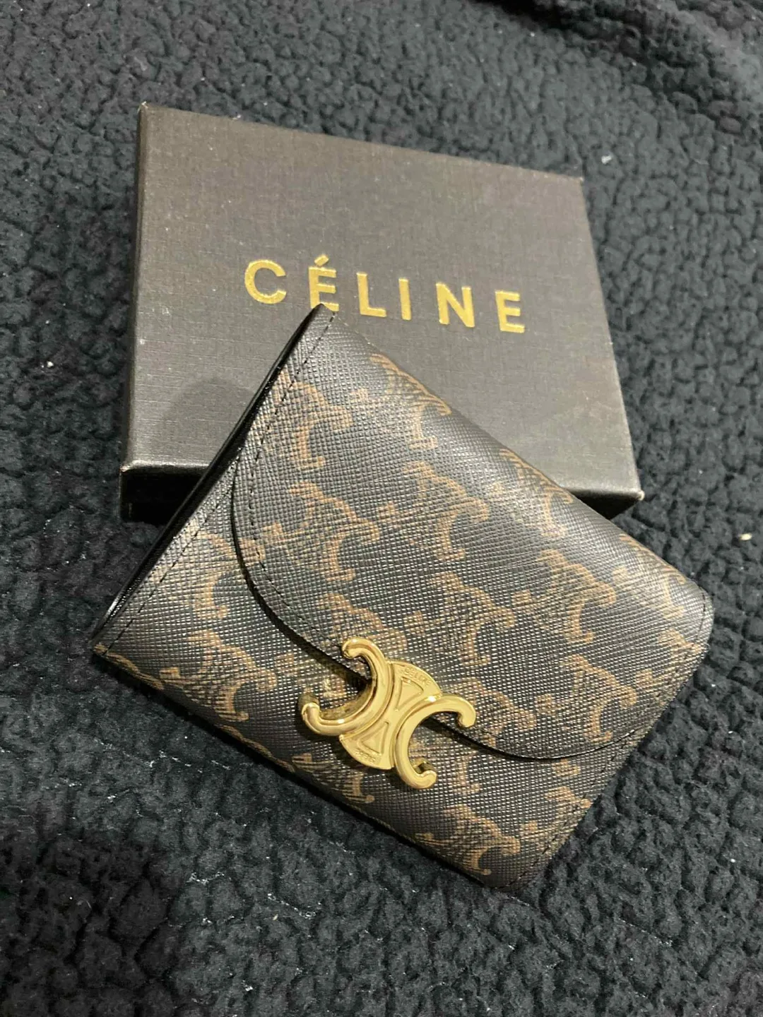 Inspired Celine Triomphe Wallet thumbnail