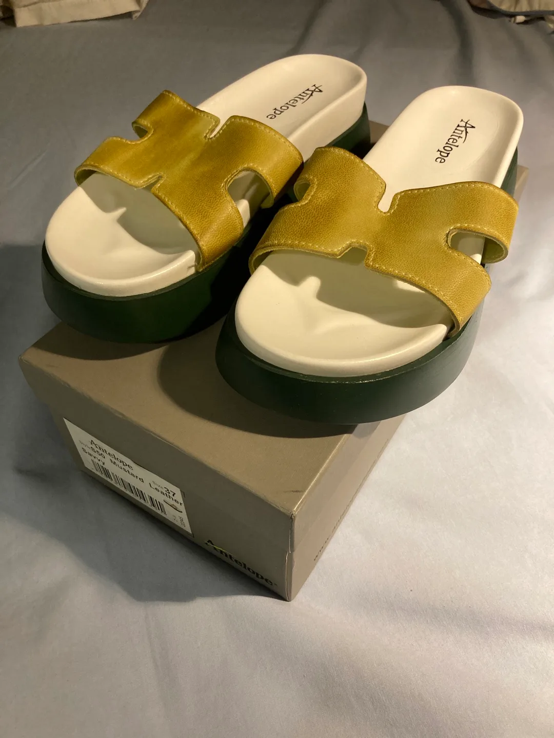 Leather Sandals - Size 37 NEW thumbnail