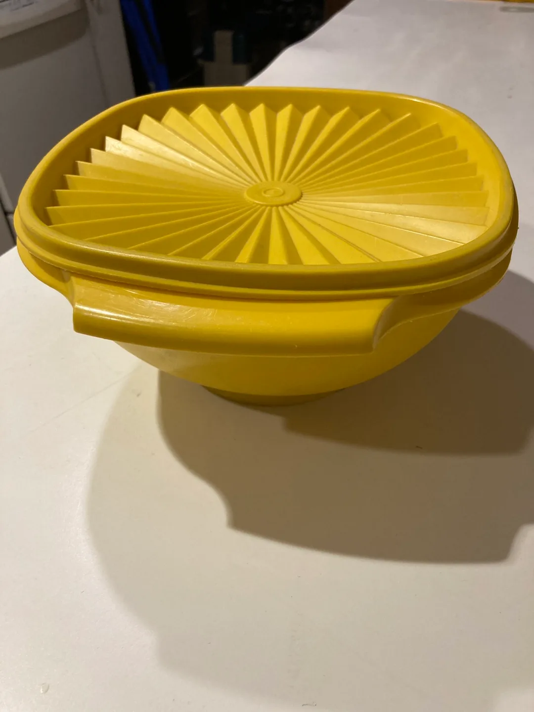Vintage Tupperware Bowl thumbnail