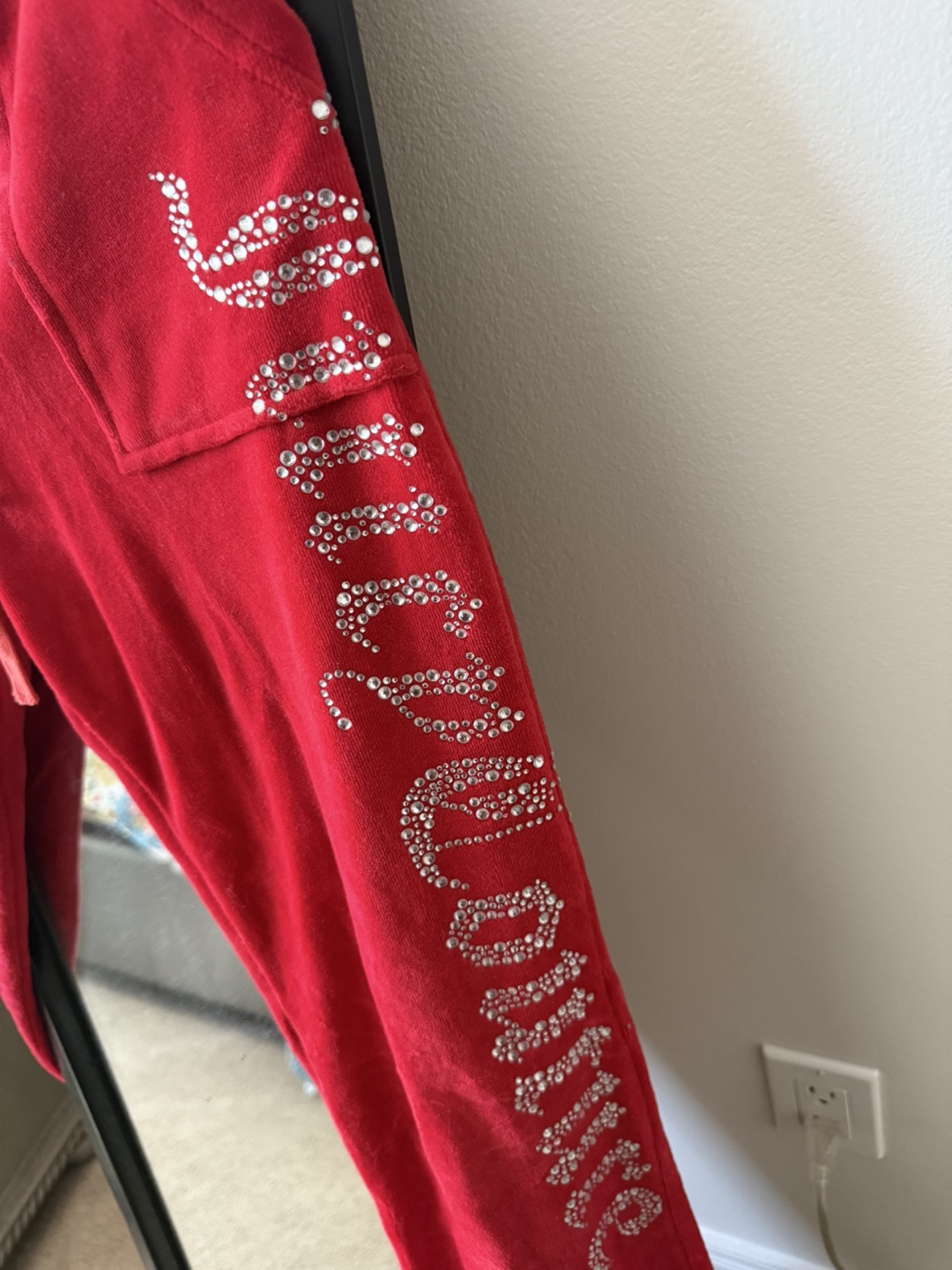 Juicy Couture Red Velour Tracksuit - photo 4