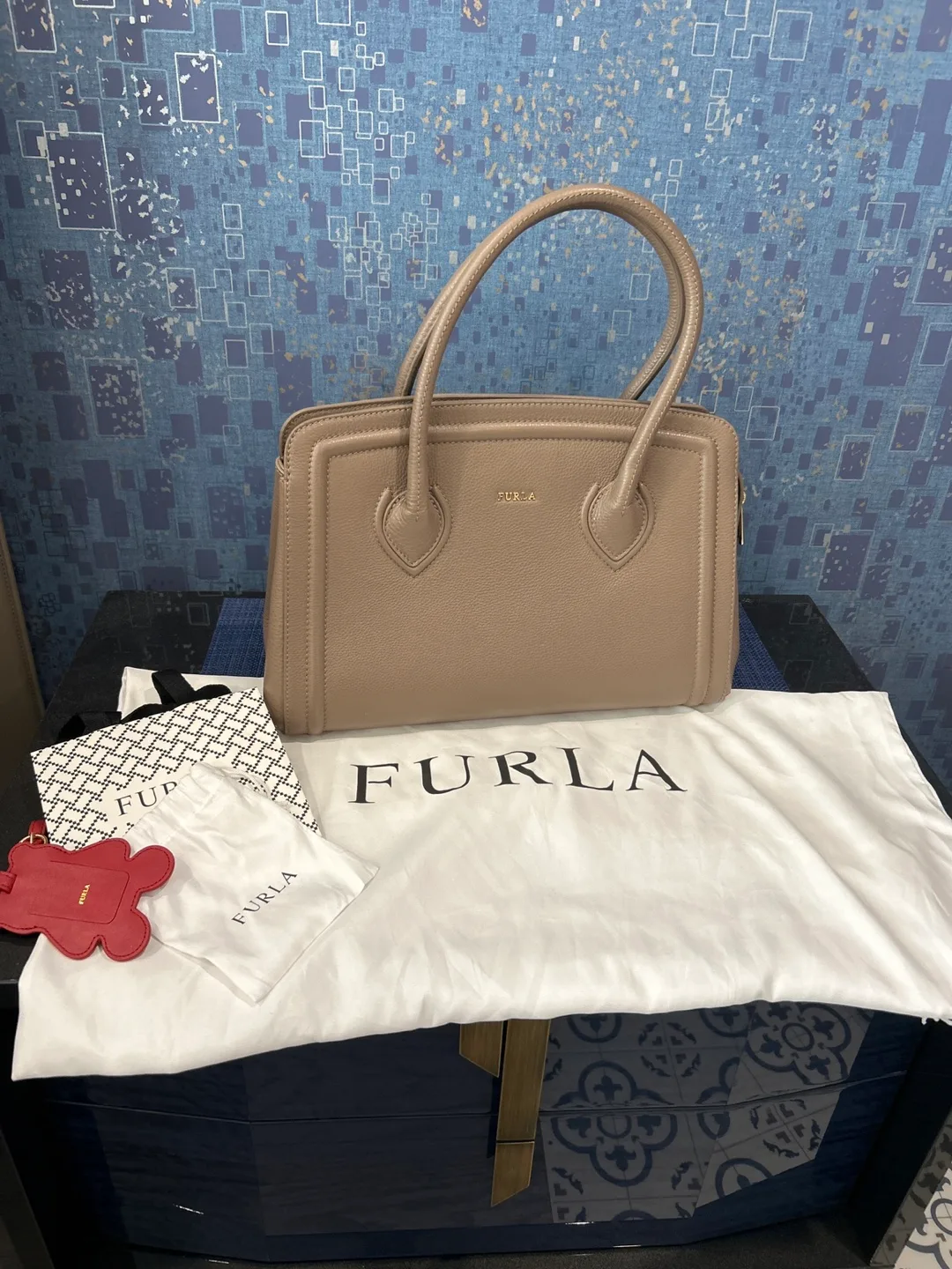 Furla Beige Leather Handbag thumbnail
