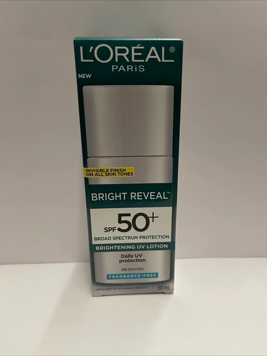 L'Oréal Paris Bright Reveal SPF 50+ Lotion thumbnail