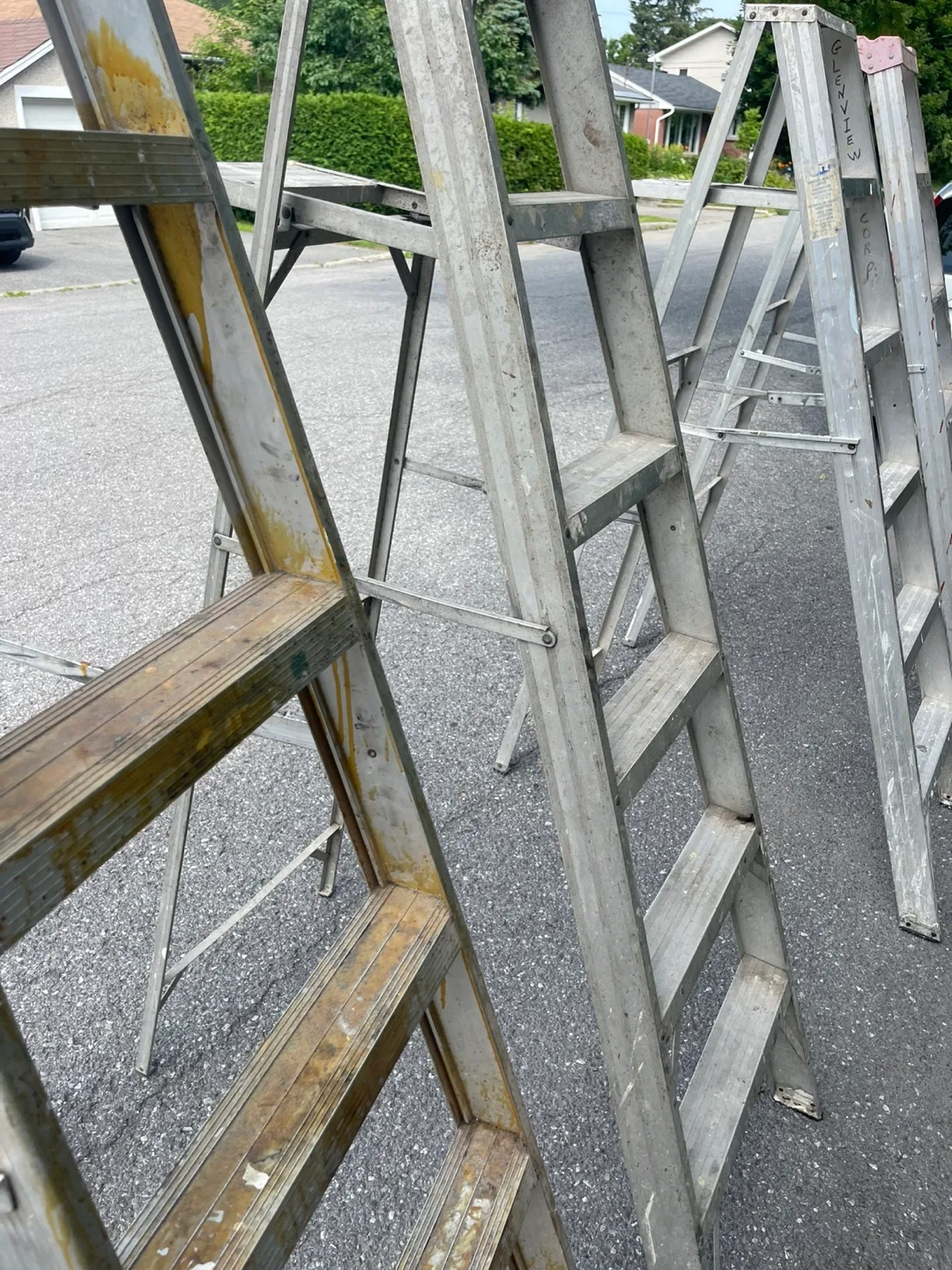 Aluminum Ladder - Used image indicator(4)