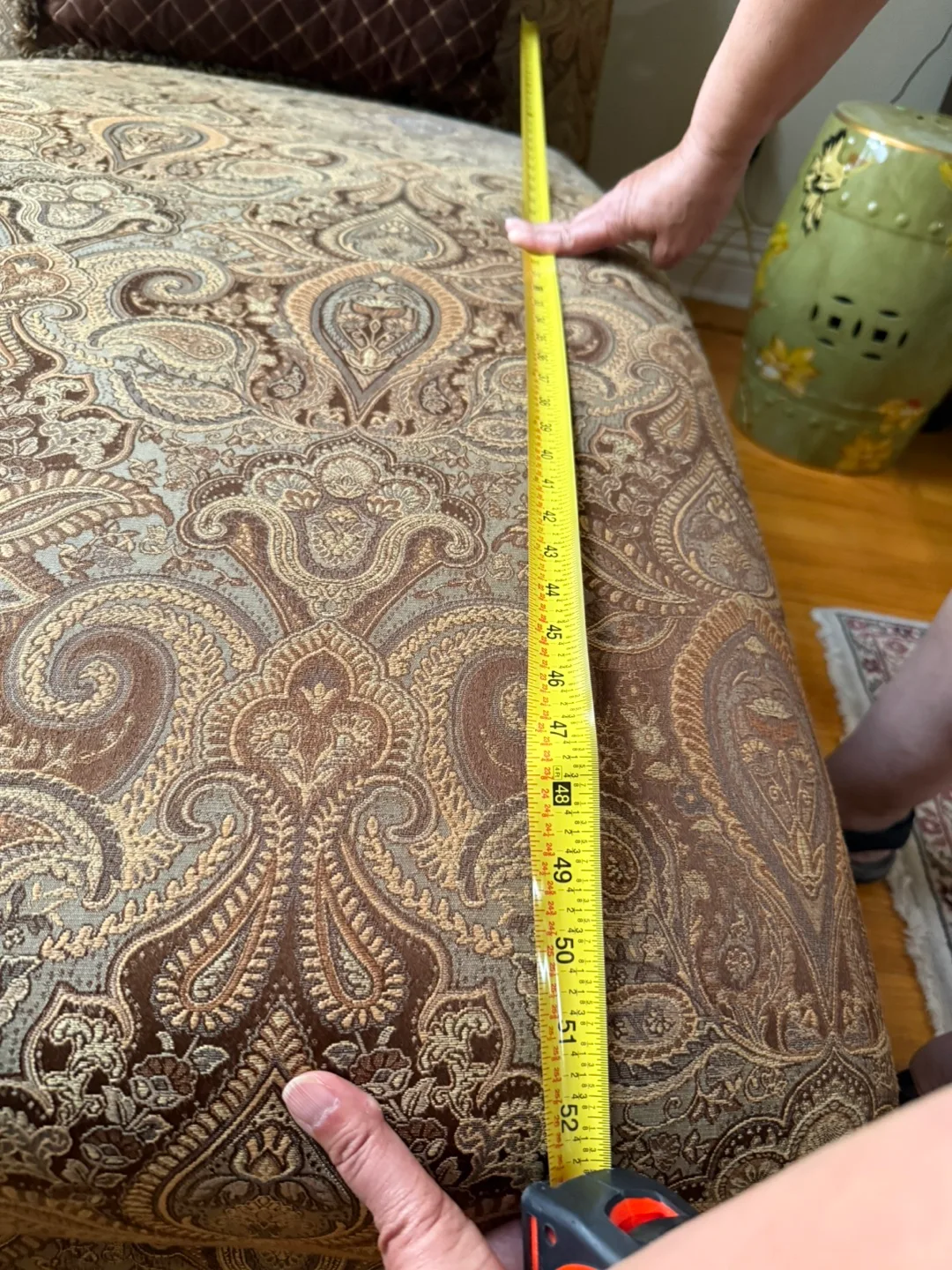 Paisley Chaise Lounge with Brown Cushion image indicator(5)