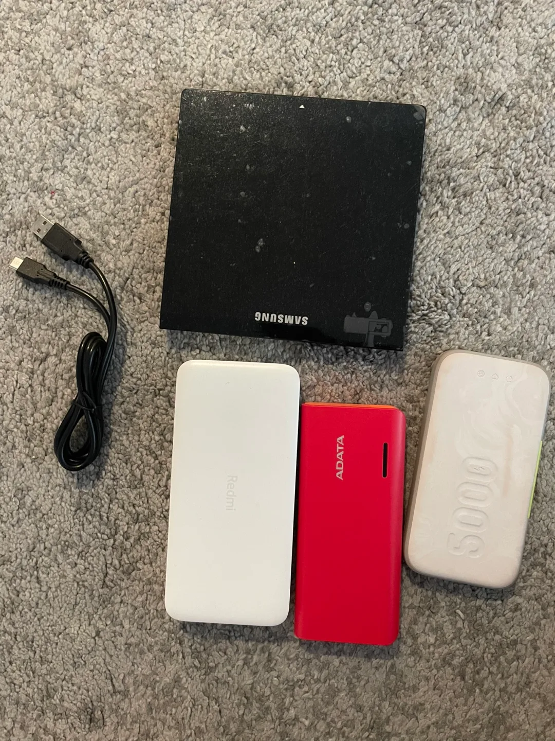 Portable DVD Writer SE-208GB & Power Banks thumbnail