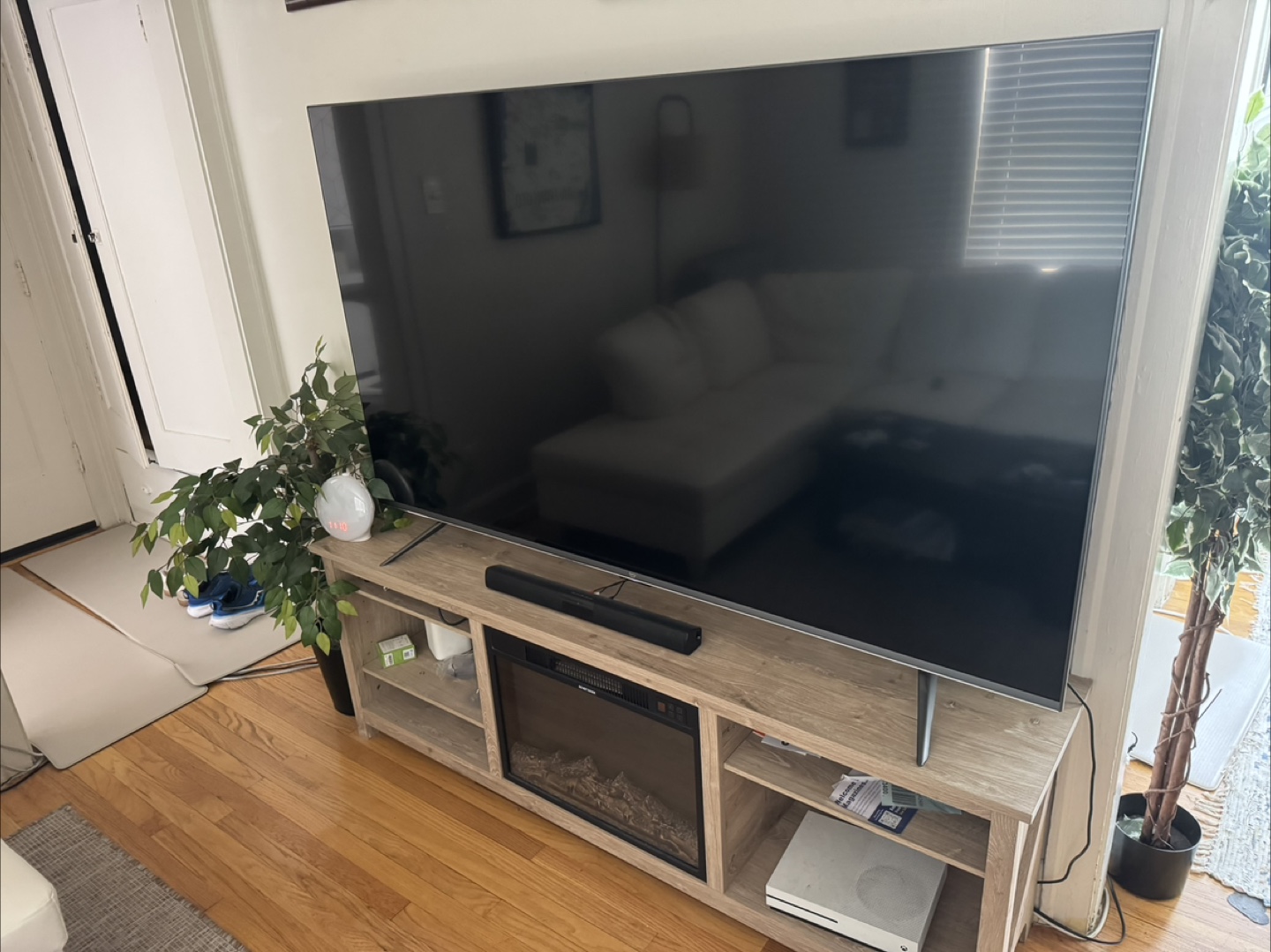 GIVEAWAY SALE ASAP! Home Furniture needs to go! - photo 5