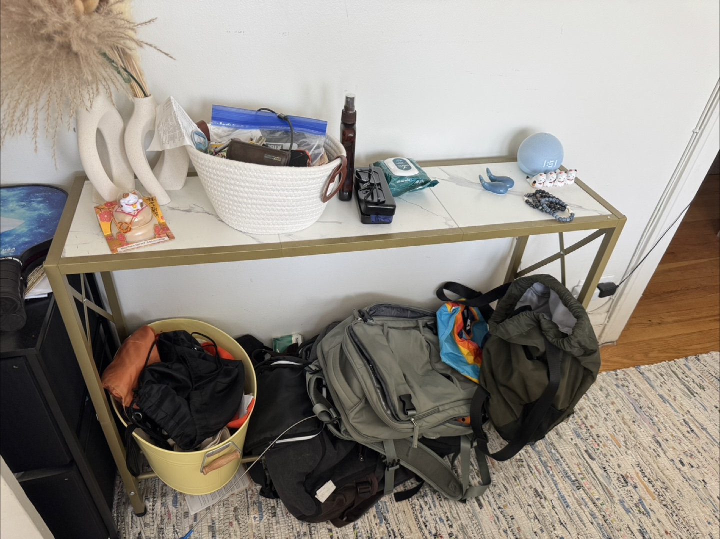 GIVEAWAY SALE ASAP! Home Furniture needs to go! - photo 3