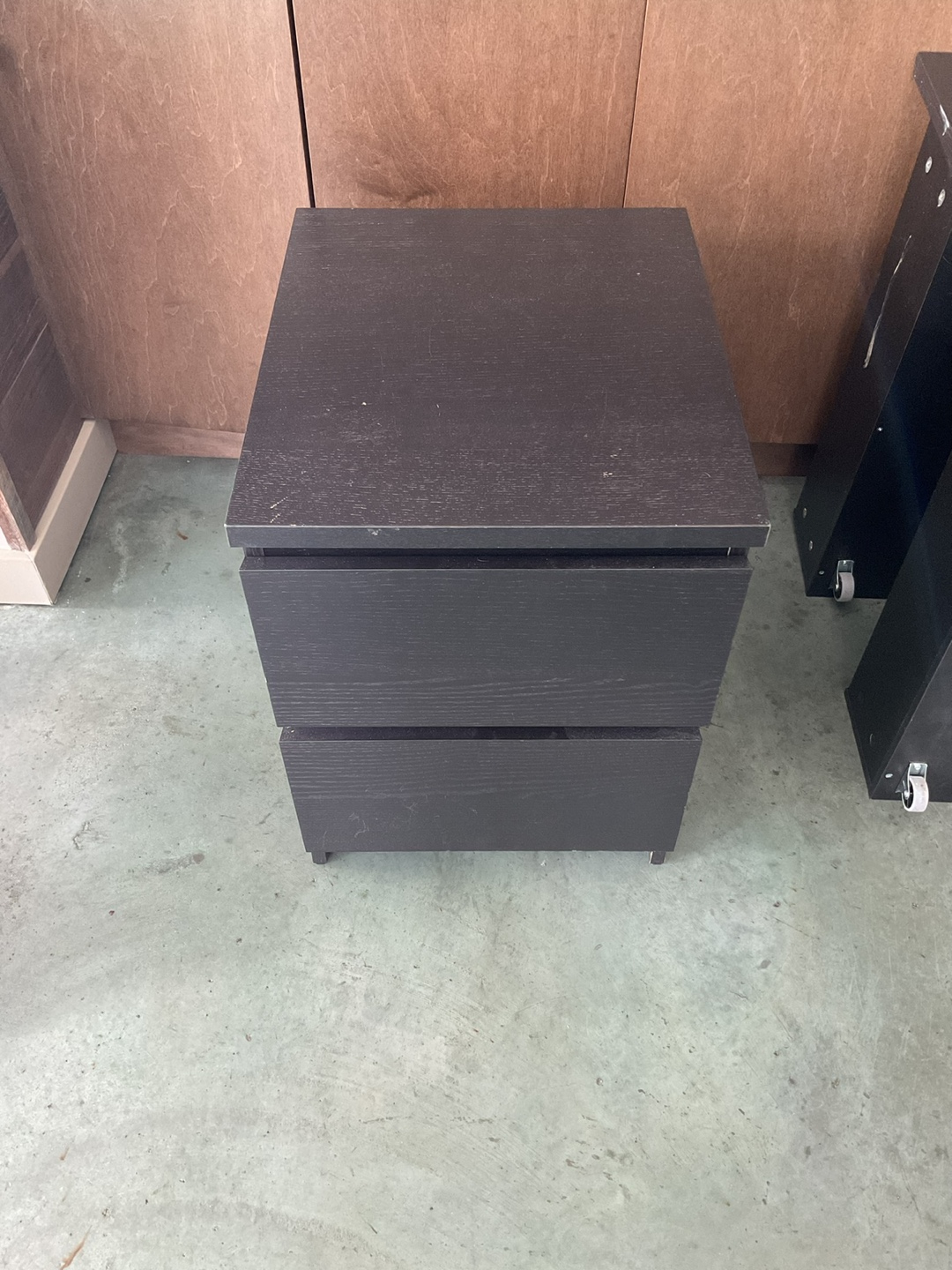 Brown 2-Drawer Nightstand
